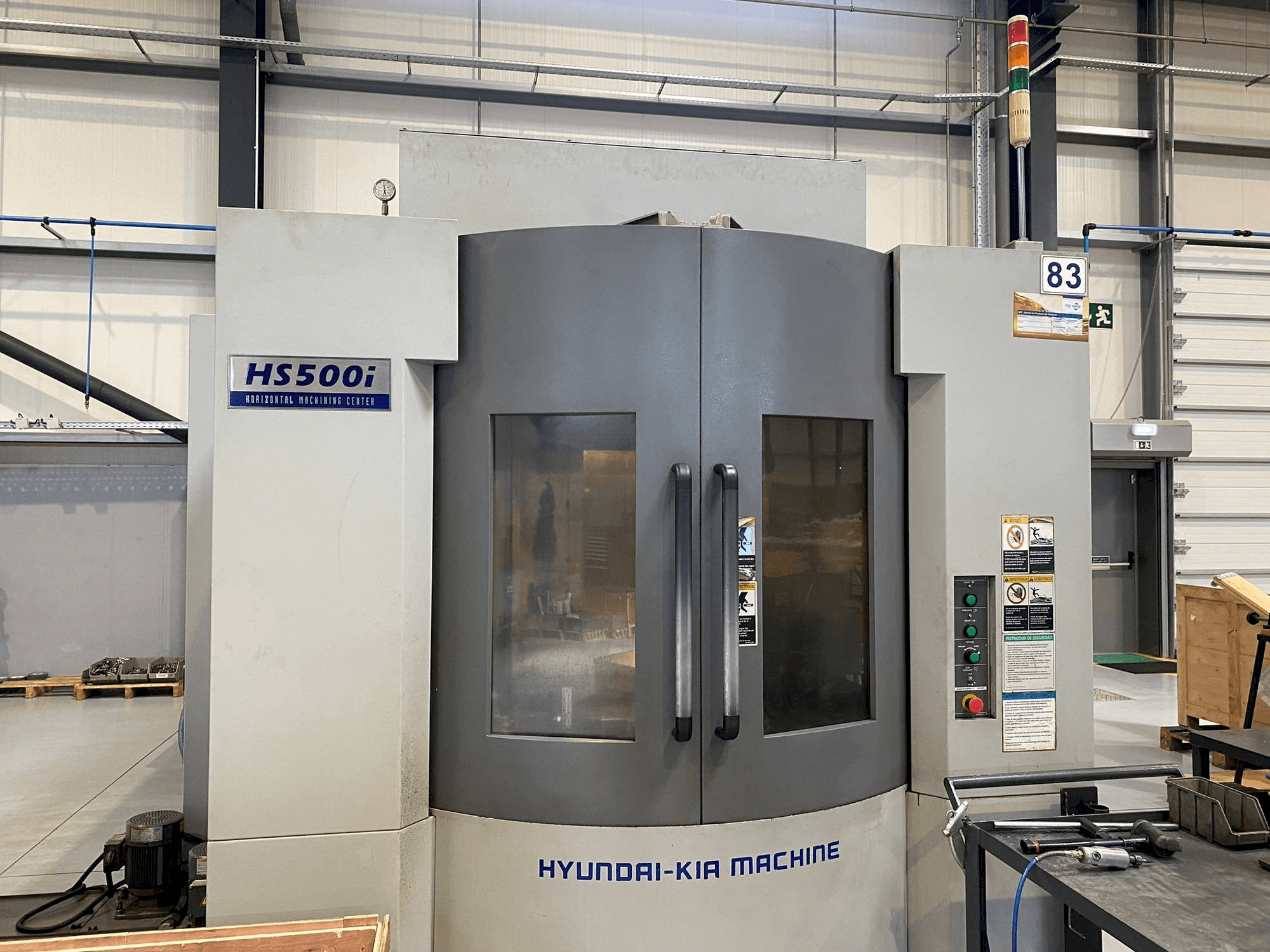 Masina Hyundai Kia HS500i eestvaade