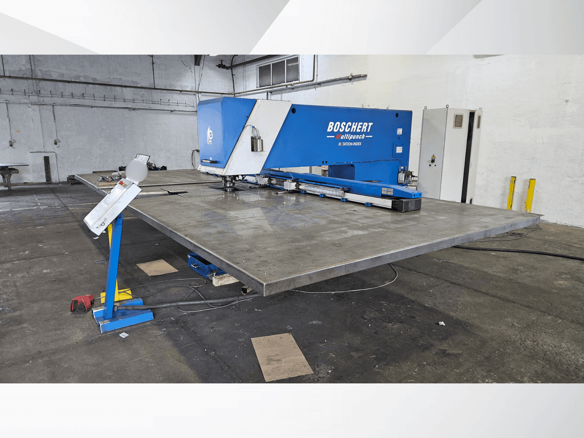 Masina BOSCHERT Multipunch 1500 x 3000 eestvaade