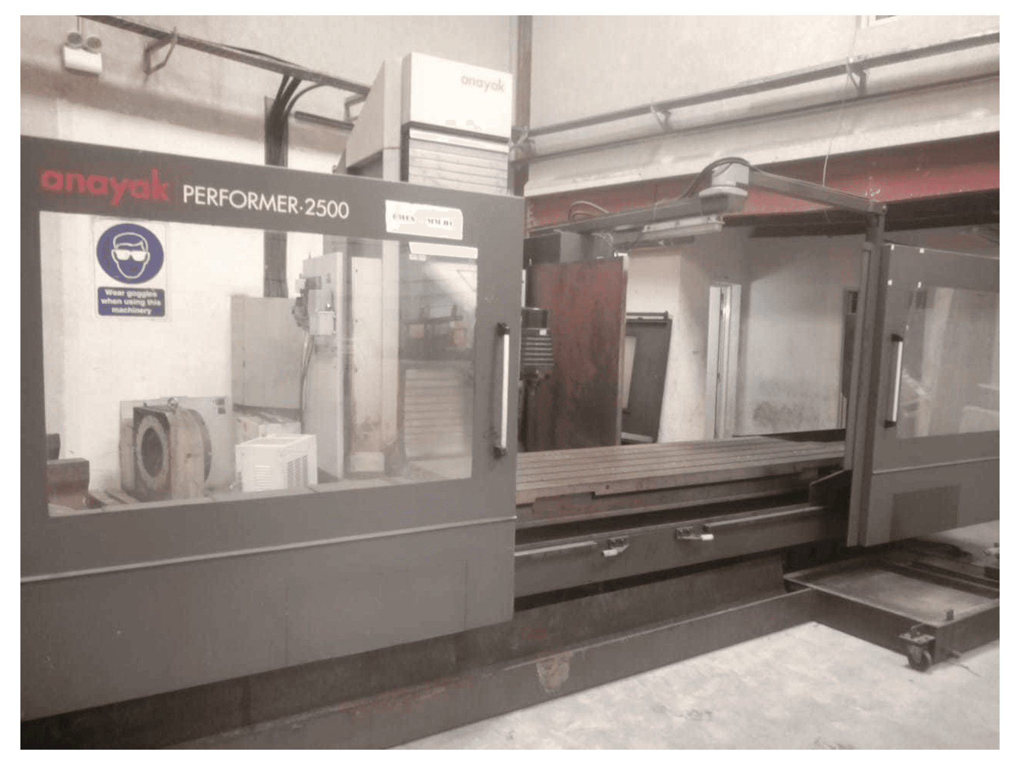 Masina ANAYAK PERFORMER-2500 eestvaade