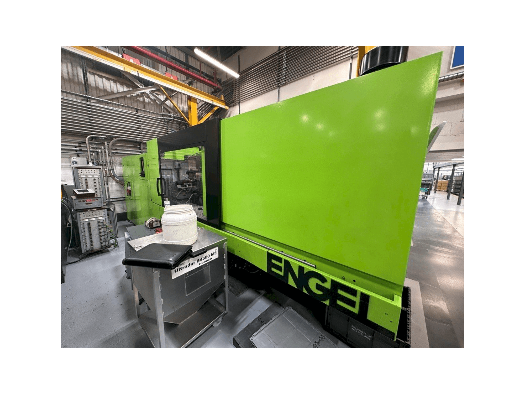 Masina Engel Victory 650/180 Tech eestvaade