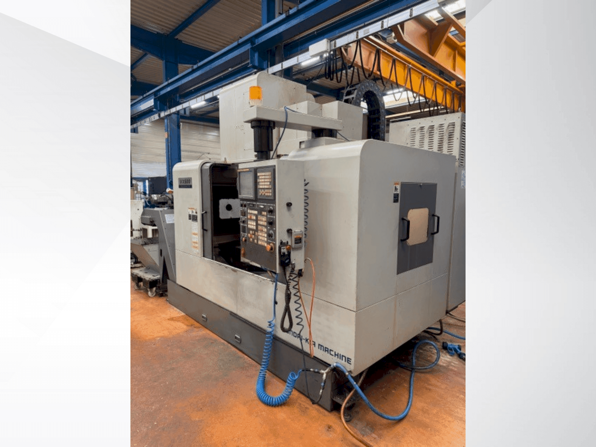 Masina HYUNDAI KIA VX500 eestvaade