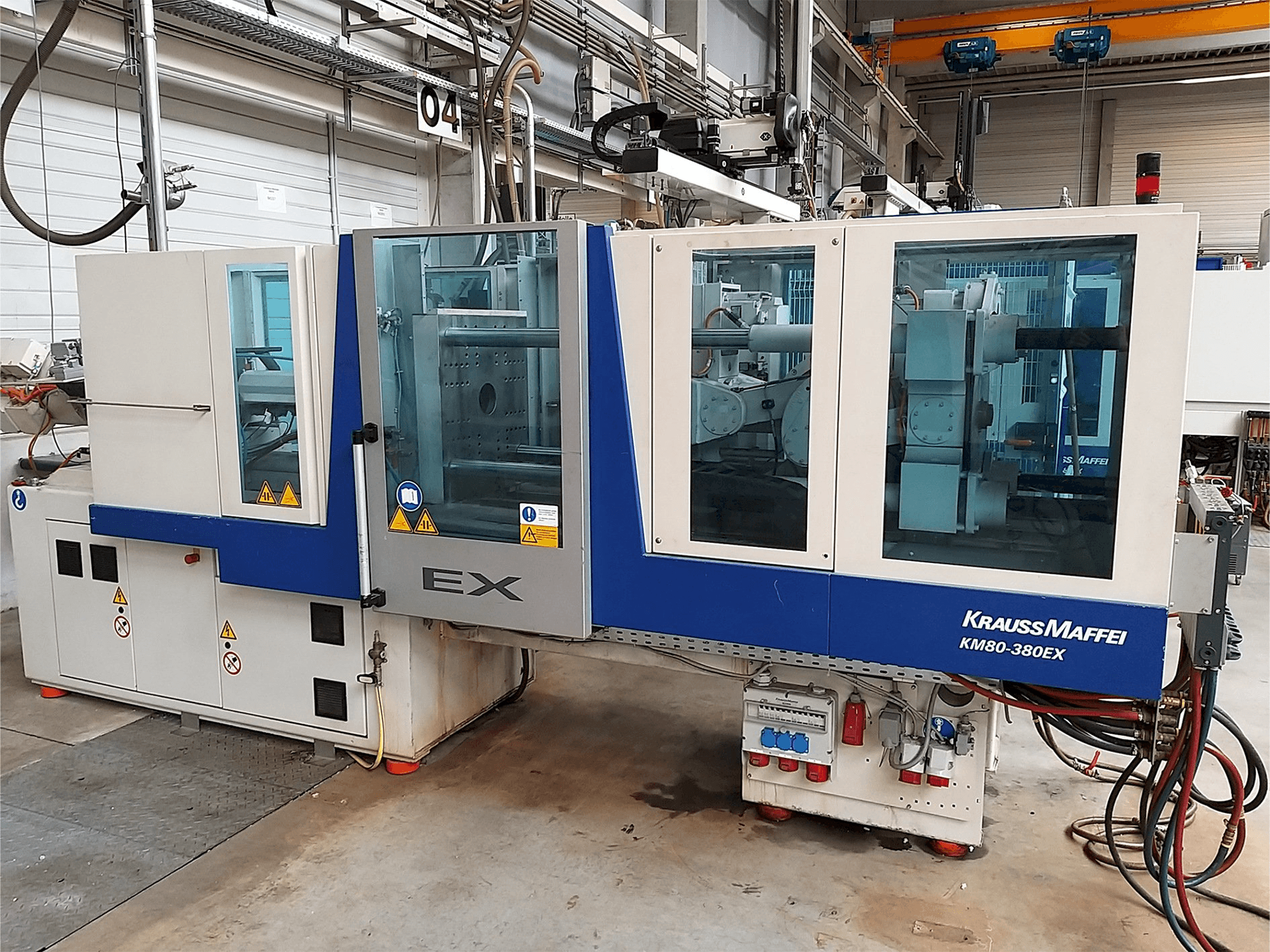Masina Krauss Maffei 80-380 Ex eestvaade