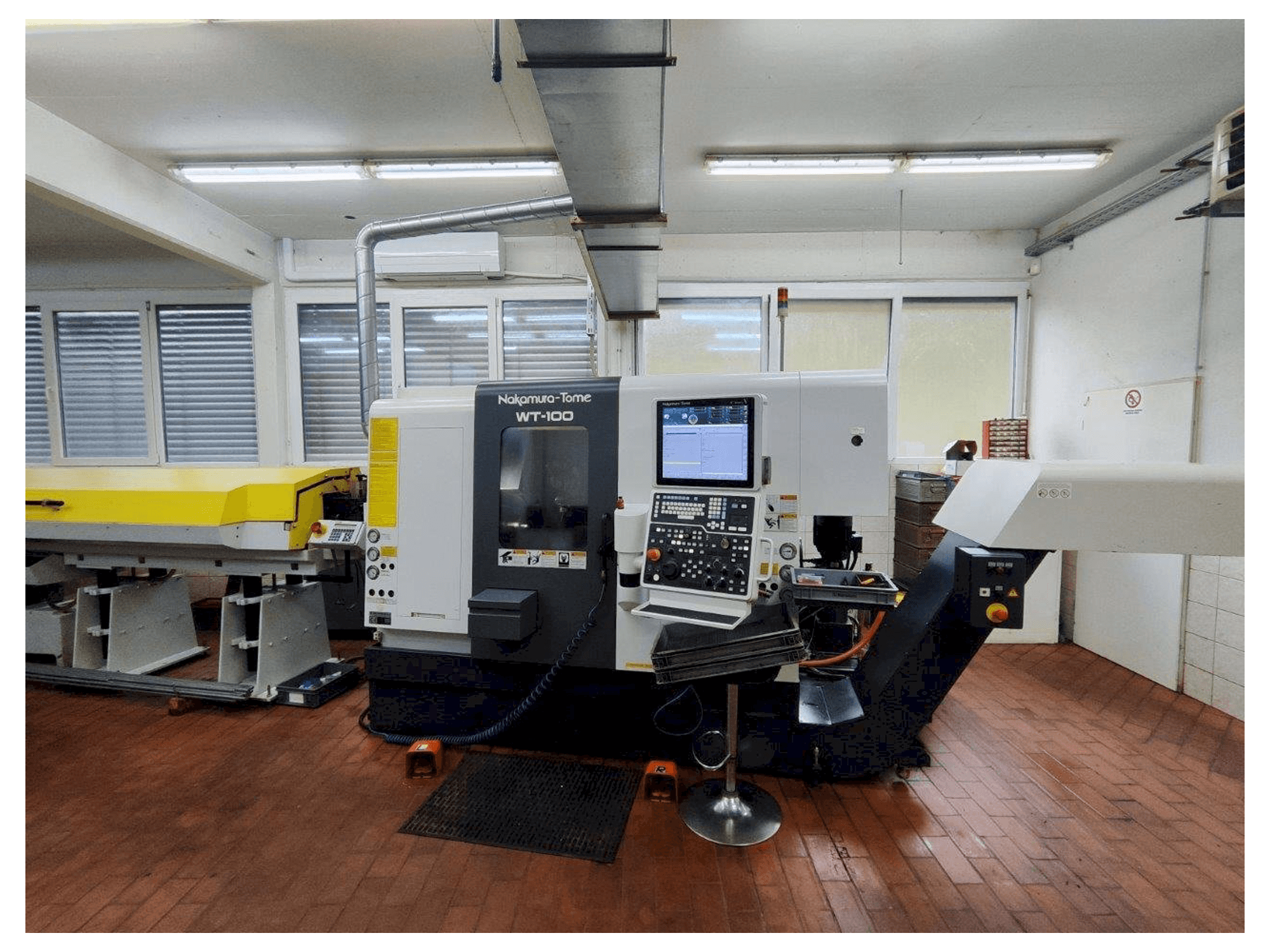 Masina NAKAMURA-TOME WT-100 MMY eestvaade