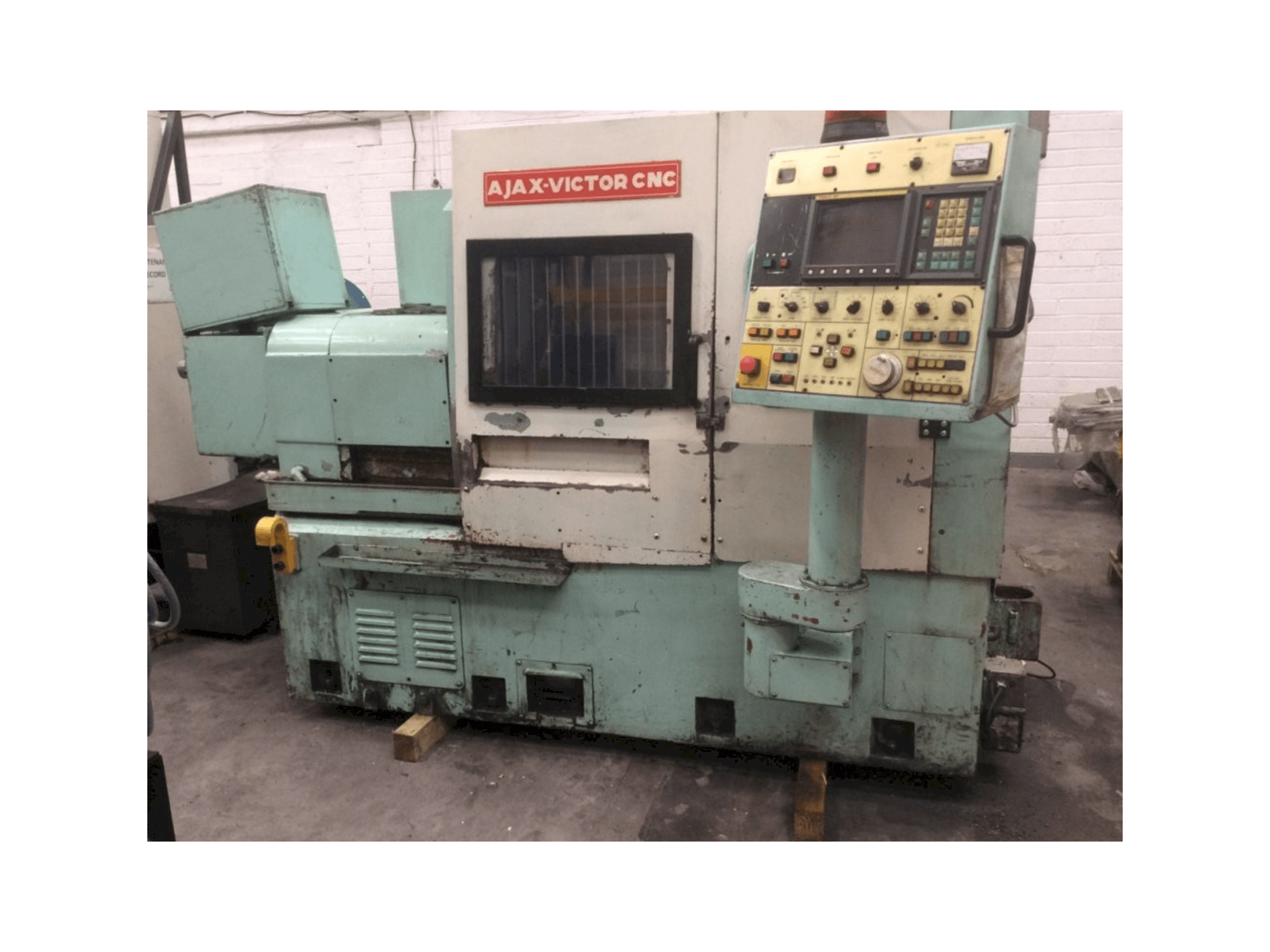 Masina Victor TNS-3H eestvaade