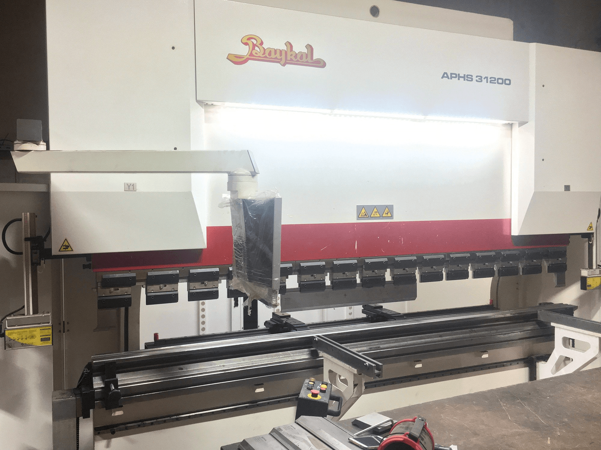 Masina Baykal APHS 31200 eestvaade