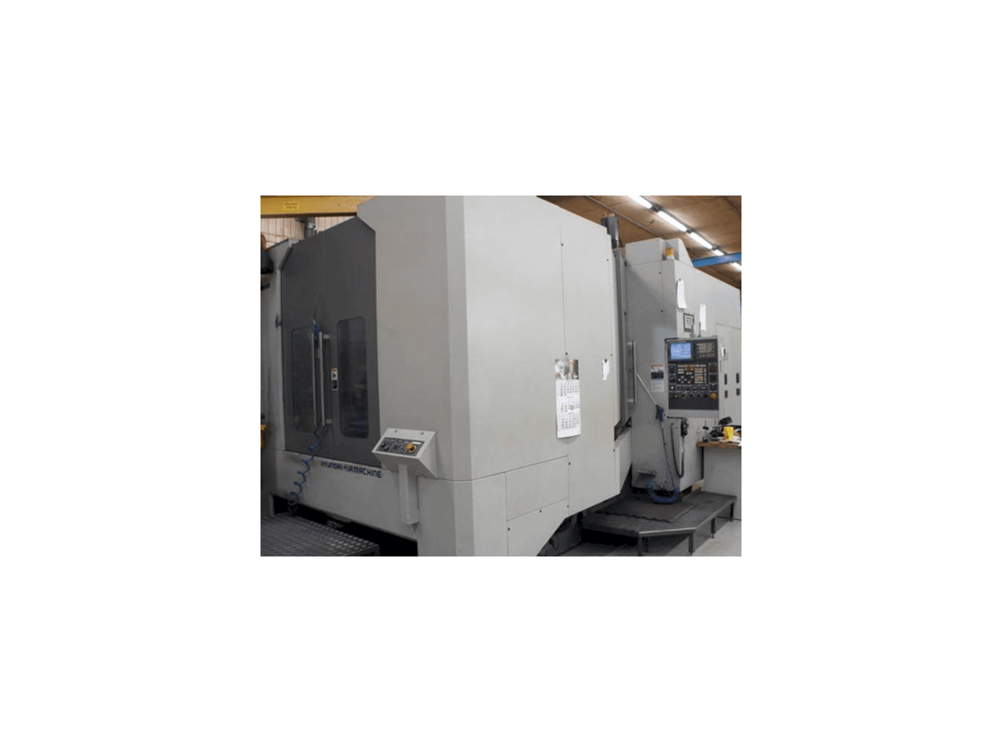 Masina Hyundai HS 630/800 eestvaade