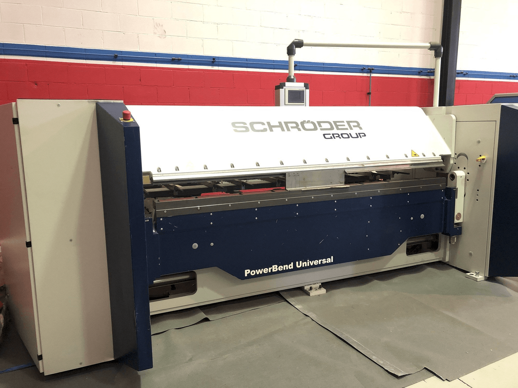 Masina Schröder PBU 2500x4 (2016) eestvaade