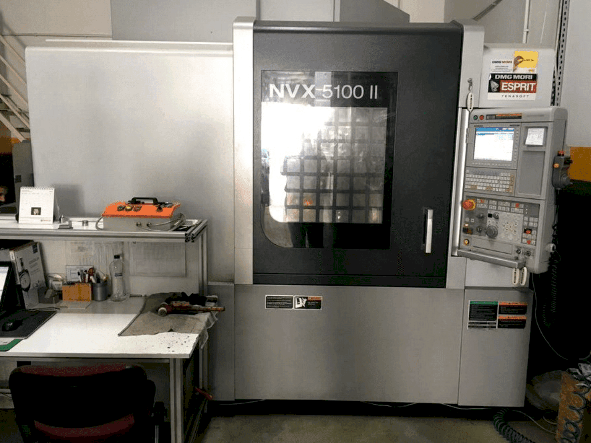 Masina DMG Mori Seiki NVX-5100 II eestvaade
