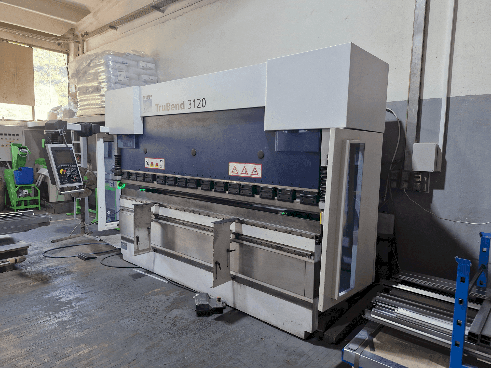 Masina TRUMPF TruBend 3120, eestvaade