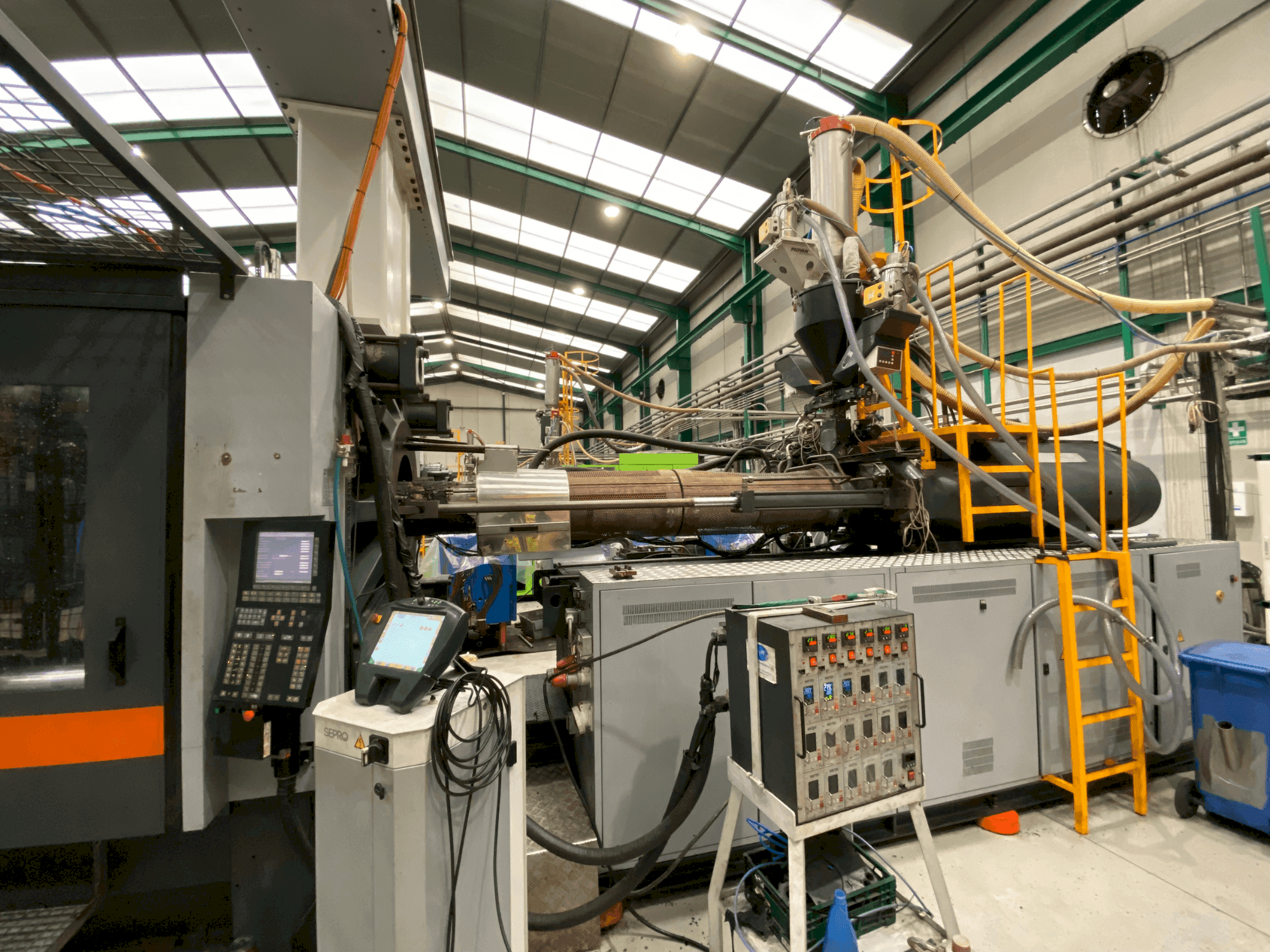 Masina SANDRETTO MEGA TES 8200 eestvaade