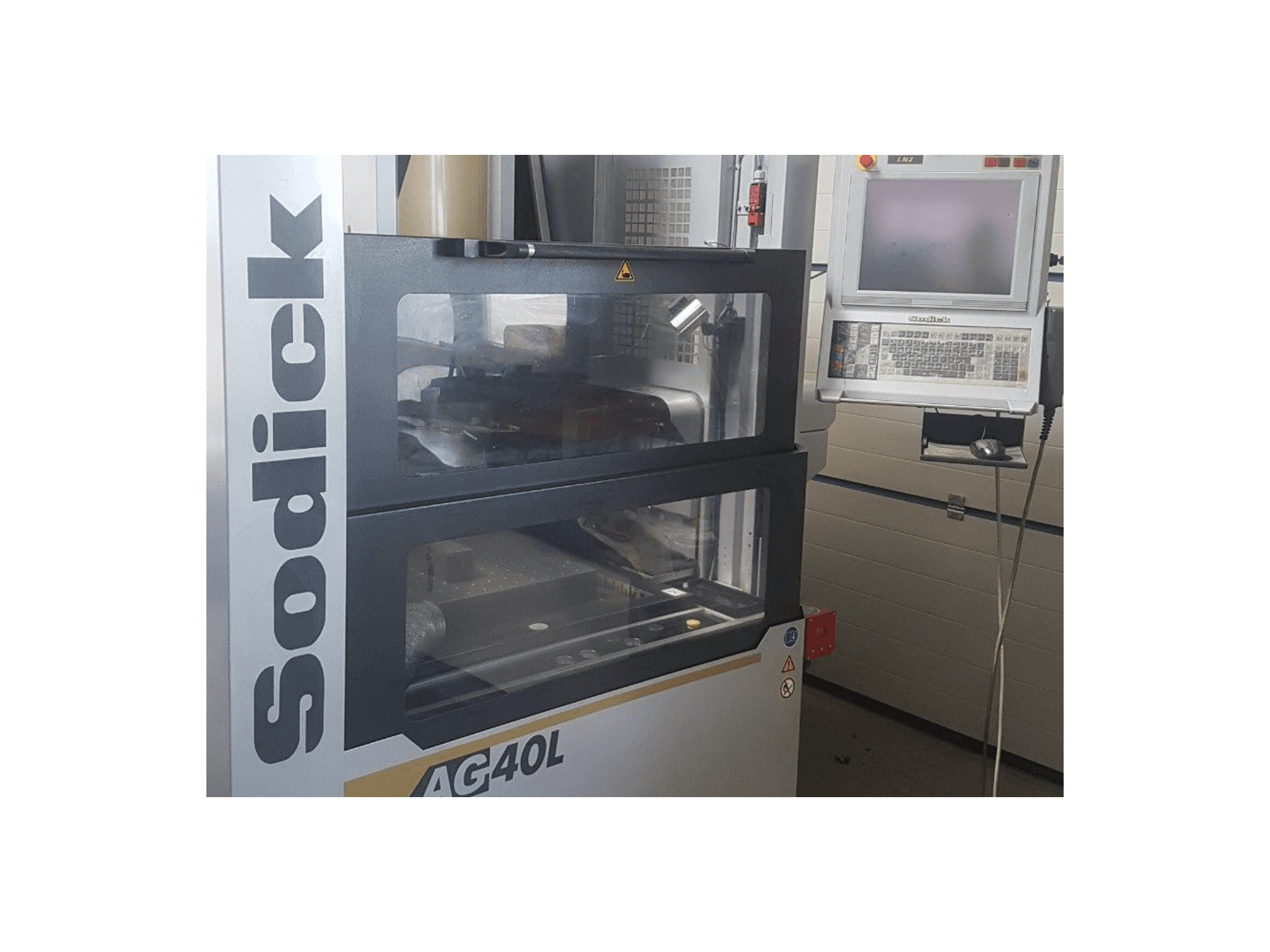 Masina Sodick AG40L eestvaade