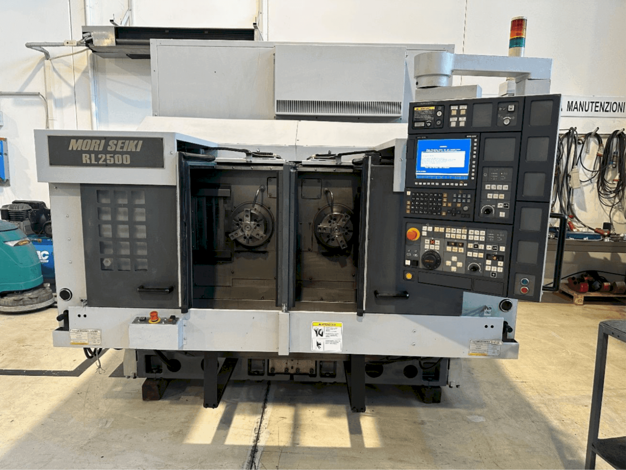 Masina MORI SEIKI eestvaade