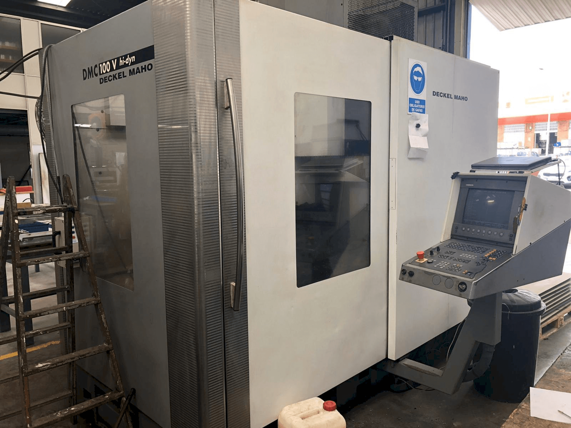 Masina DECKEL MAHO DMC 100 V Hi-dyn eestvaade