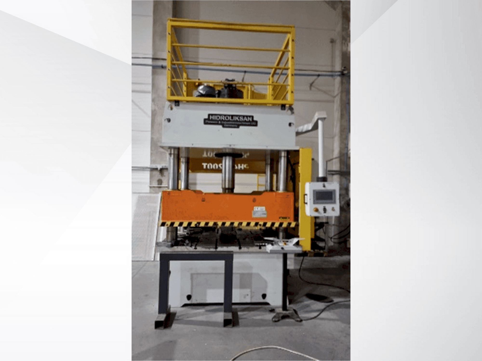 Masina HIDROLIKSAN PH4C 200T eestvaade