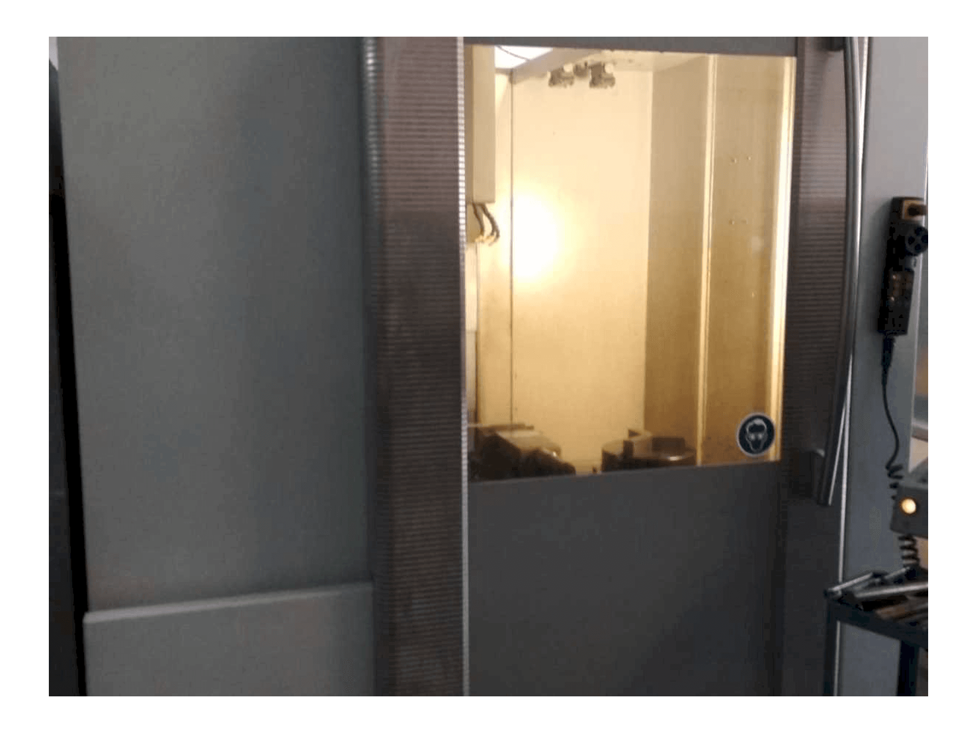 Masina DECKEL MAHO DMC 63V eestvaade