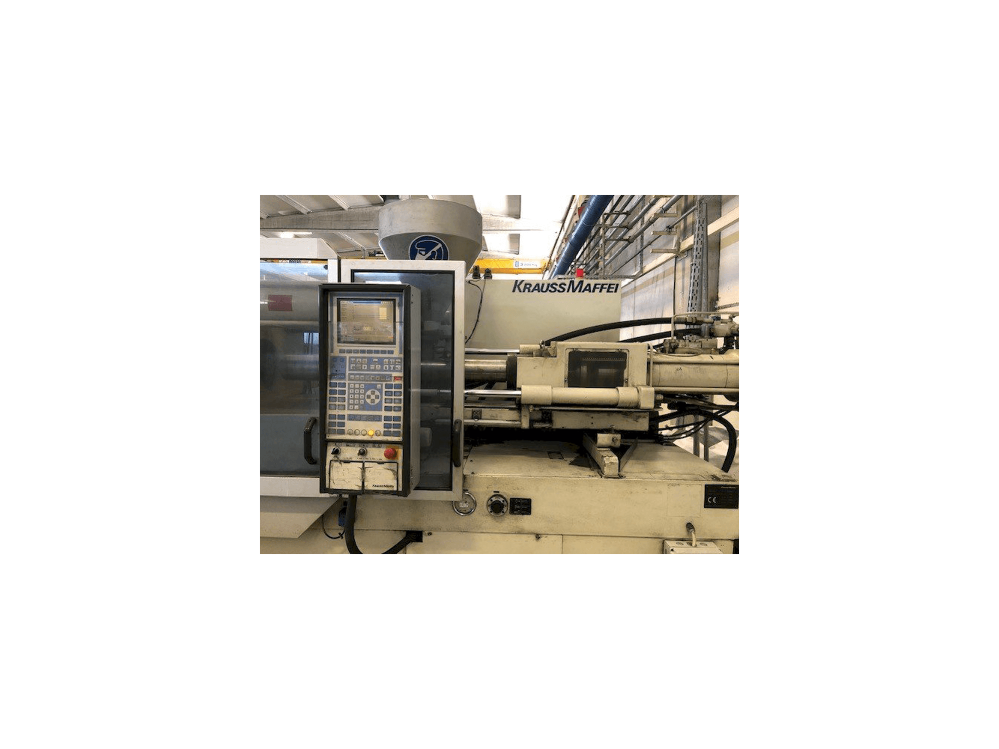 Masina Krauss Maffei 150-700 C2 eestvaade