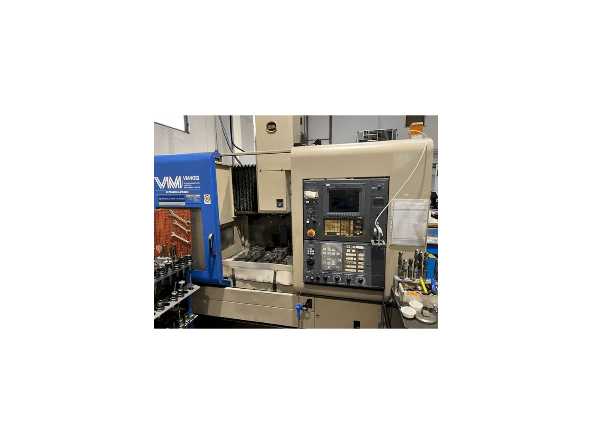 Masina HITACHI SEIKI VM40 eestvaade