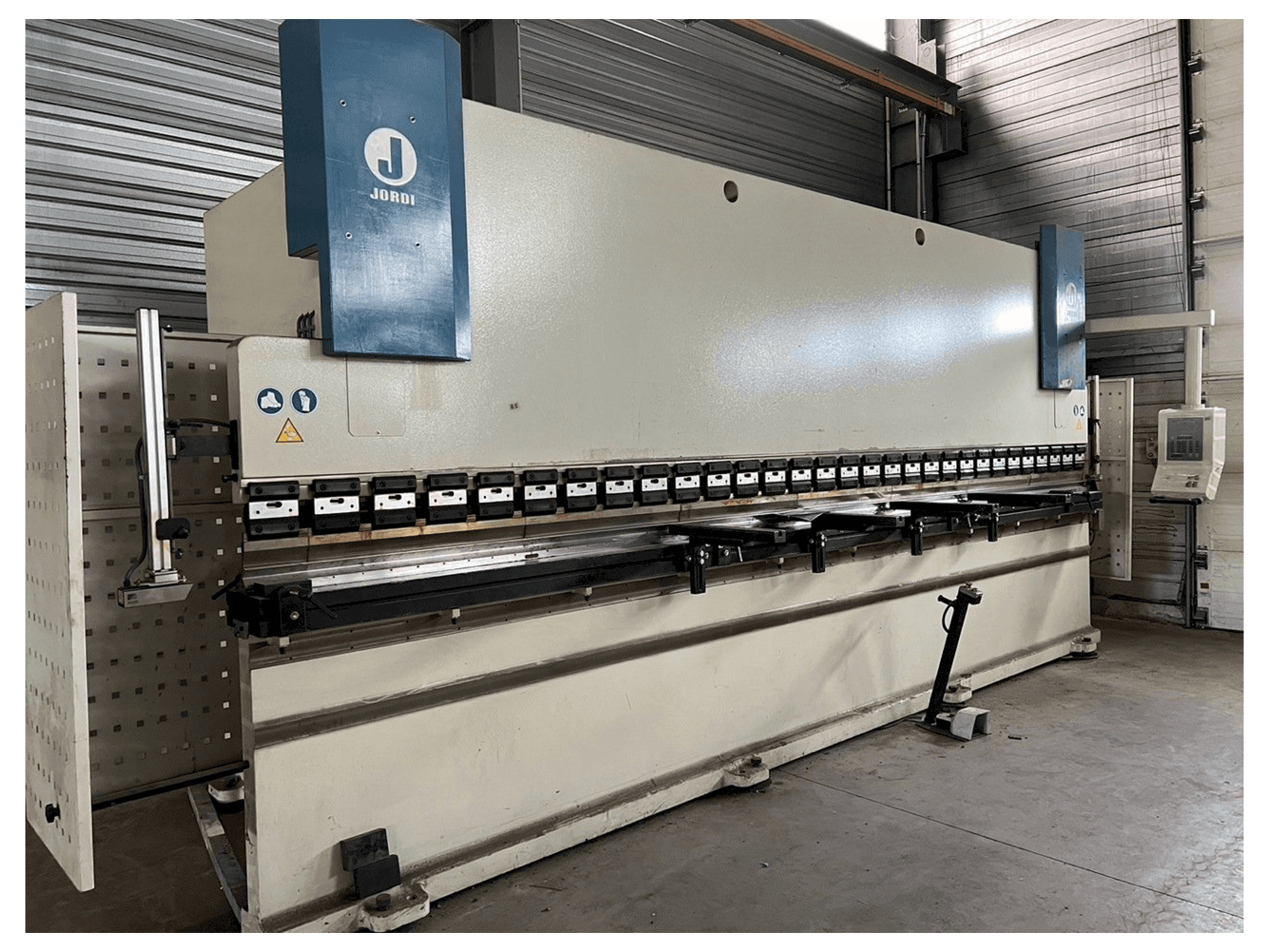 Masina JORDI PH 6225 eestvaade