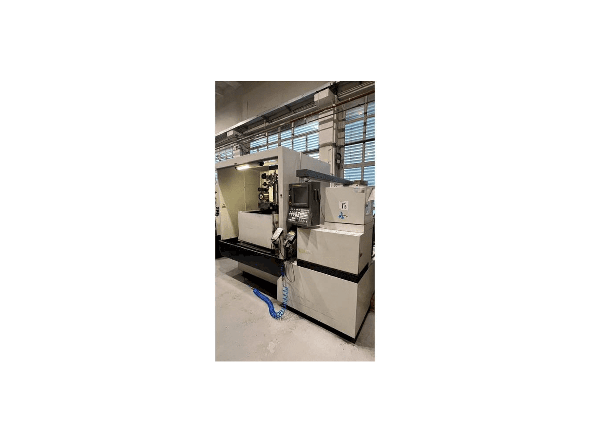 Masina FANUC ROBOCUT Alfa-1iC eestvaade