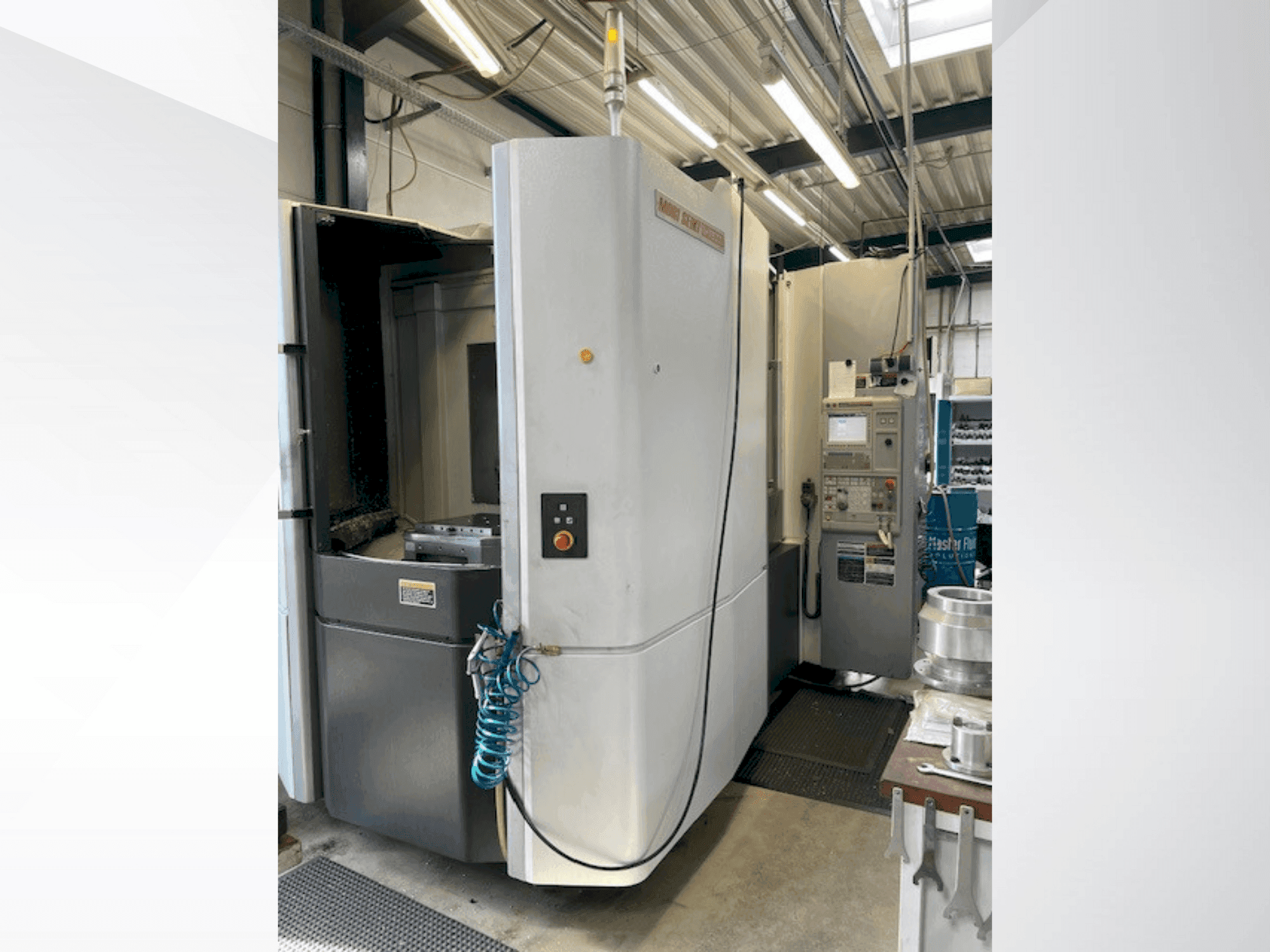 Masina MORI SEIKI NHX5 000 eestvaade