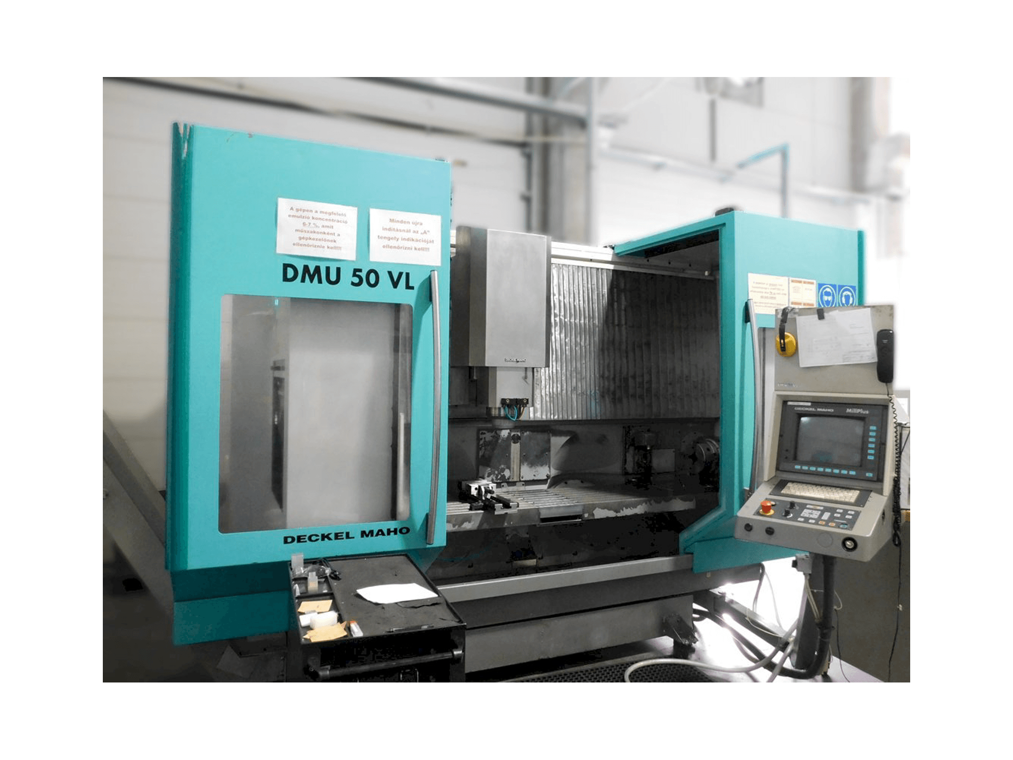 Masina DMG DMU 50 VL eestvaade