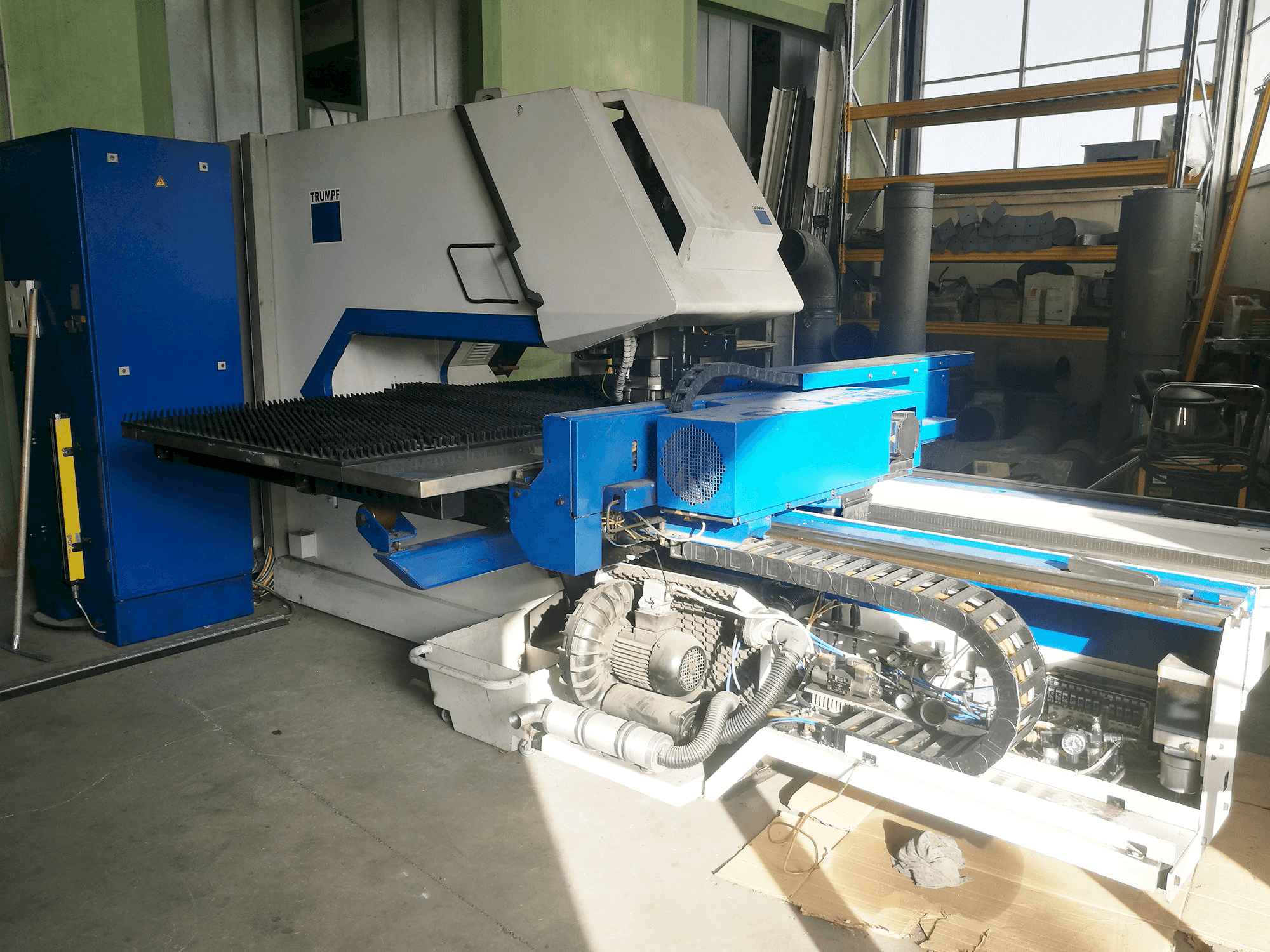 Masinavaade Trumpf Trumatic 2000R vasakult
