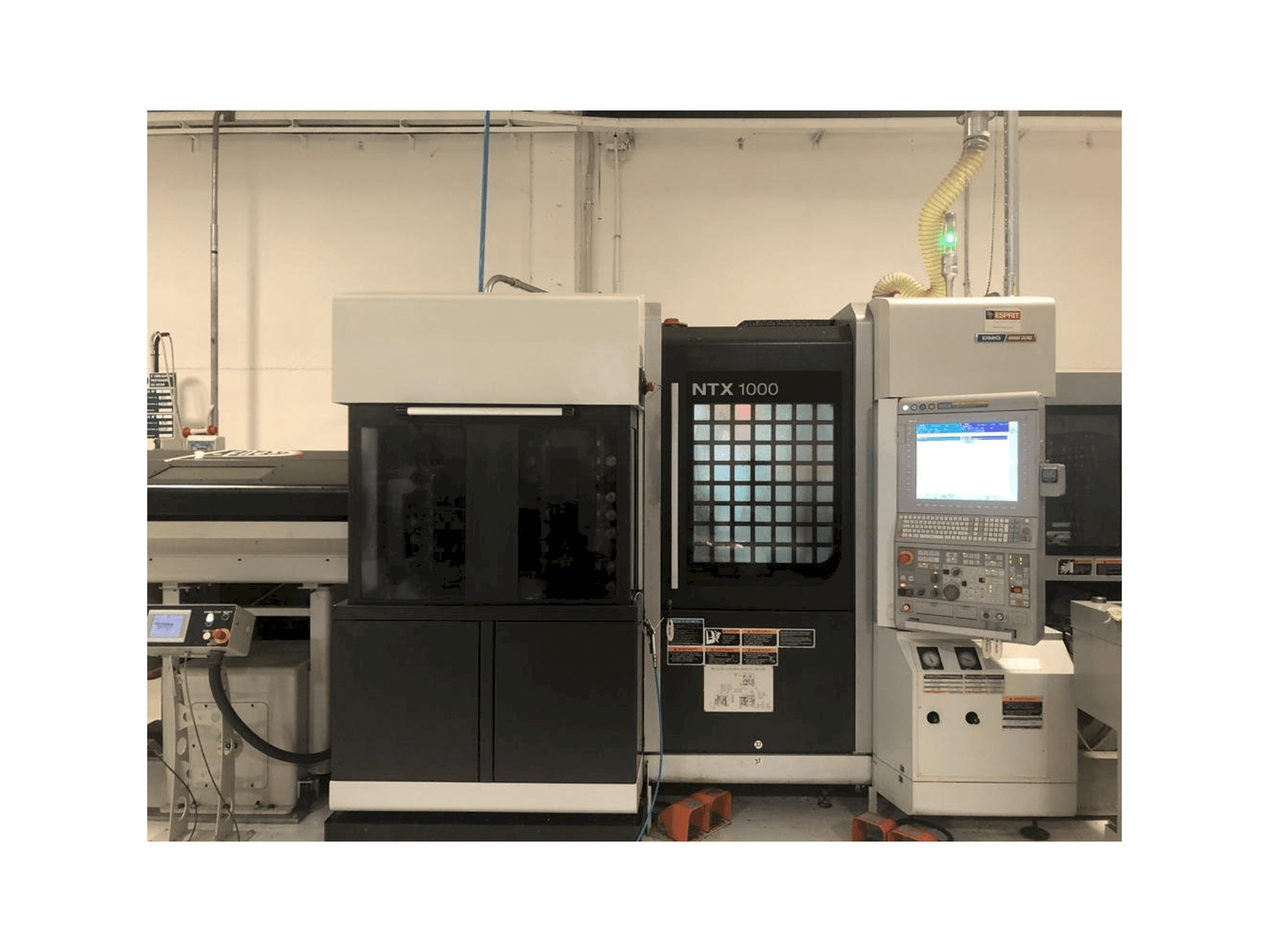 Masina MORI SEIKI NTX1000 eestvaade