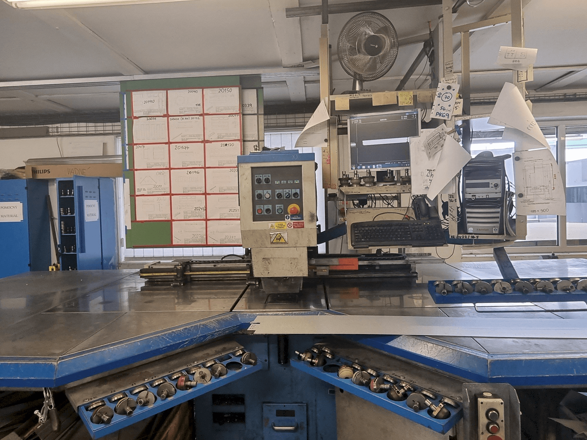 Masina Euromac CX 750/30 CNC eestvaade