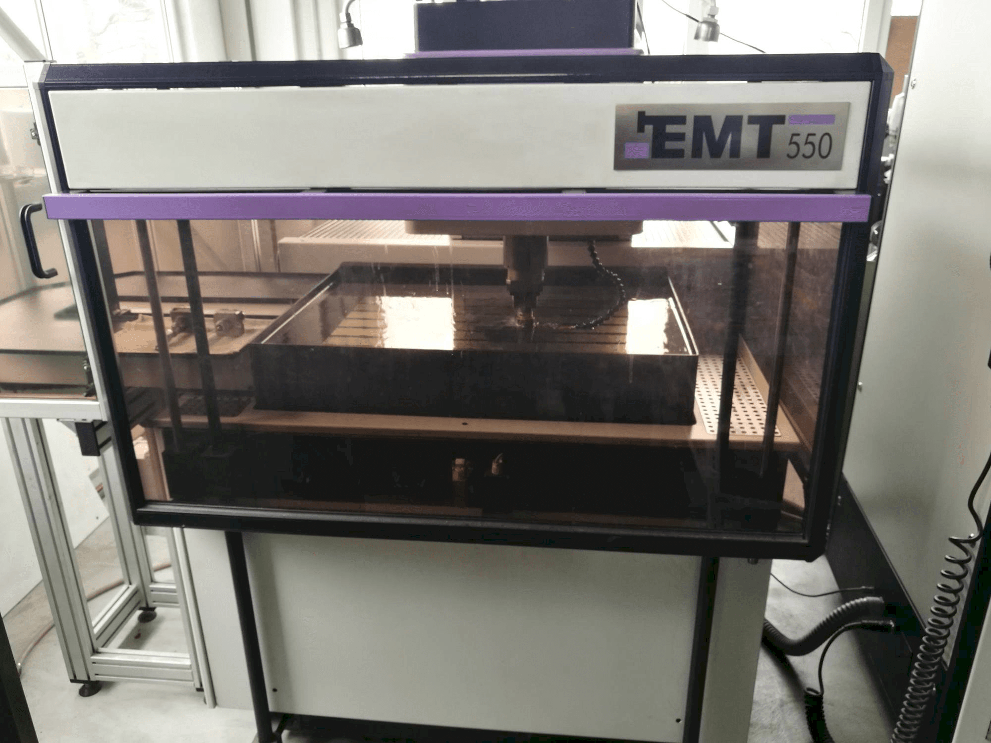 Masina EMT 550 eestvaade