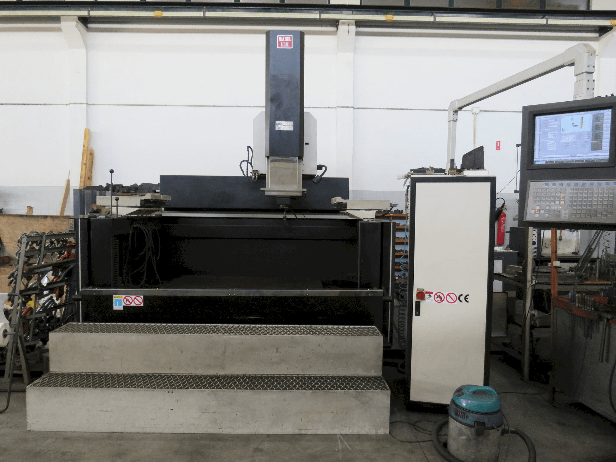 Masina MAXSEE INDUSTRY CNC P66 100A eestvaade