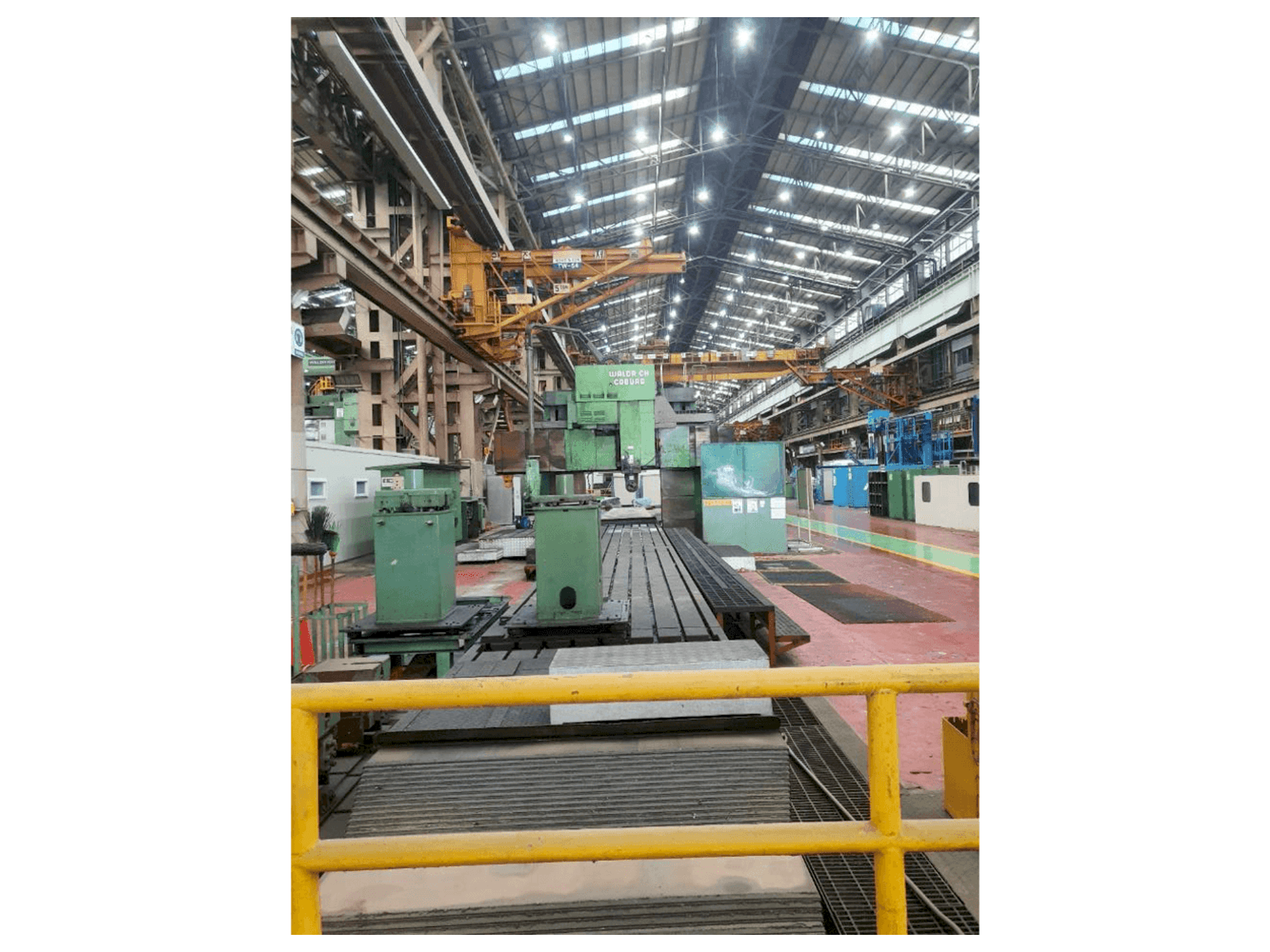 Masina WALDRICH COBURG - eestvaade