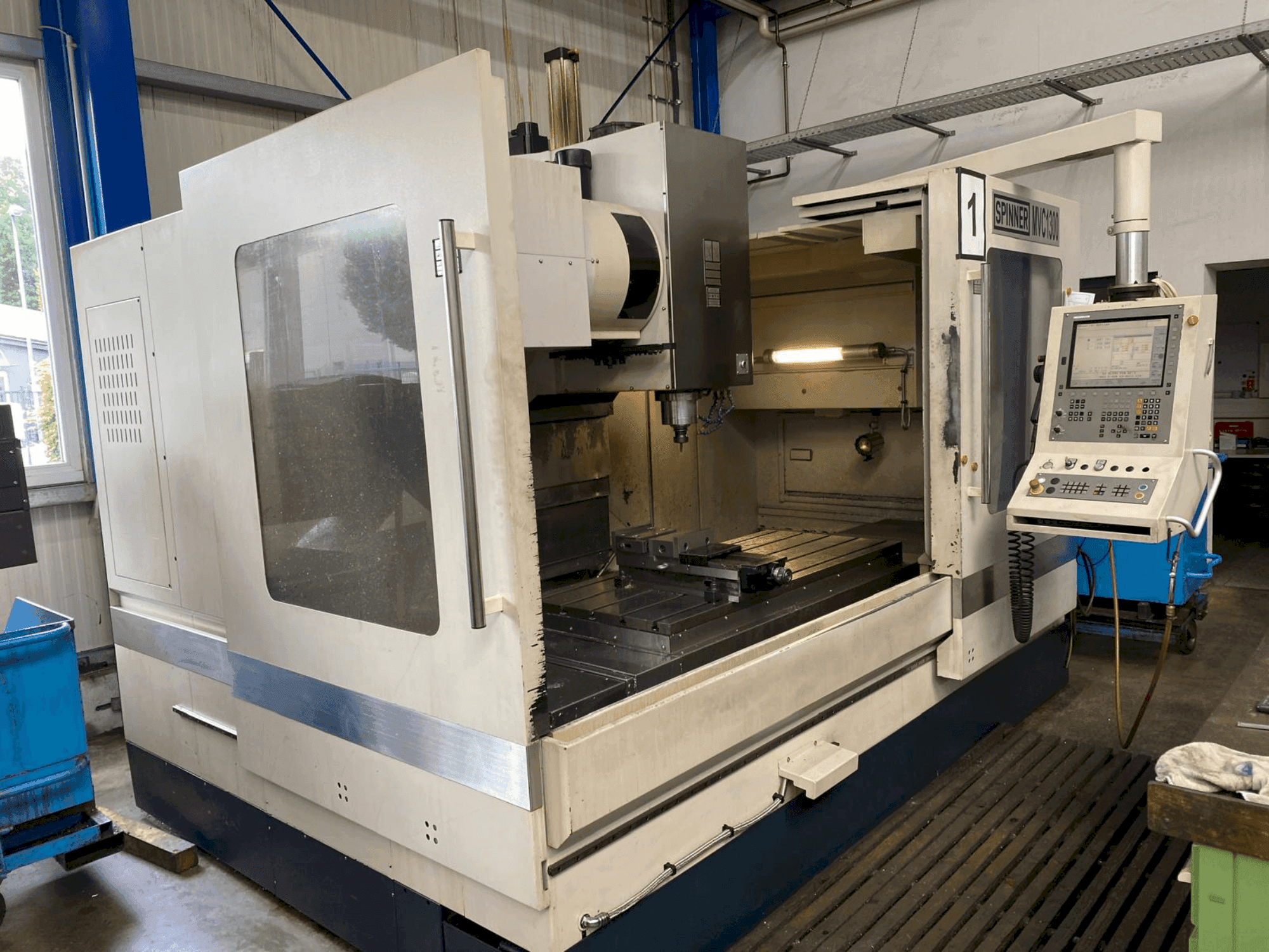 Masina SPINNER MVC 1300 eestvaade