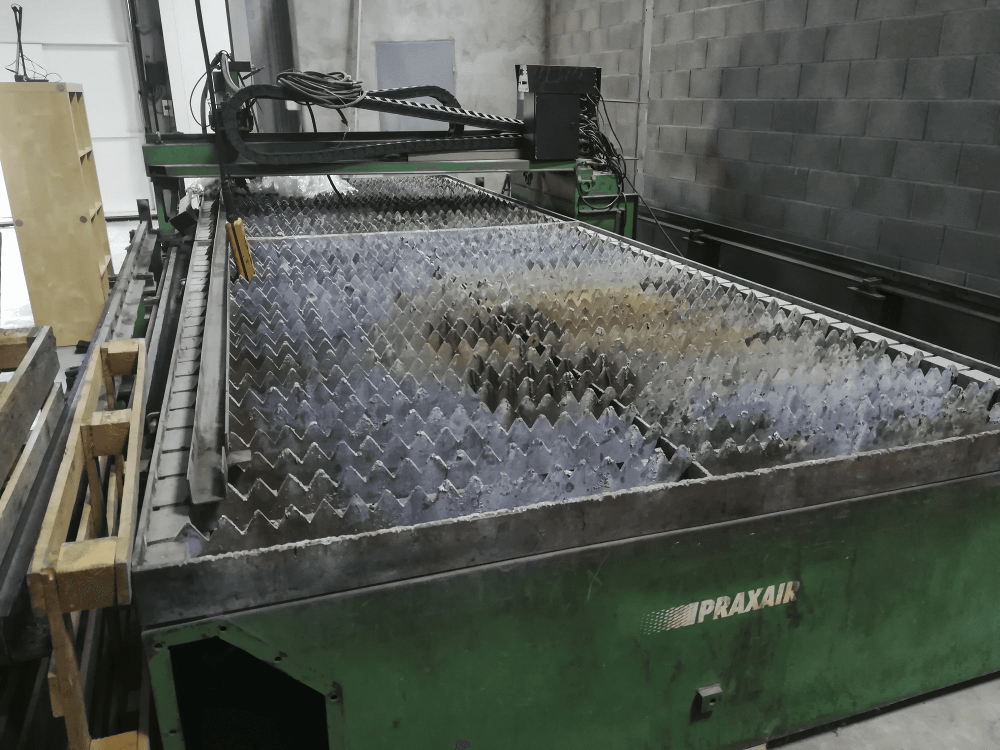 Masina Praxair P 2500S eestvaade