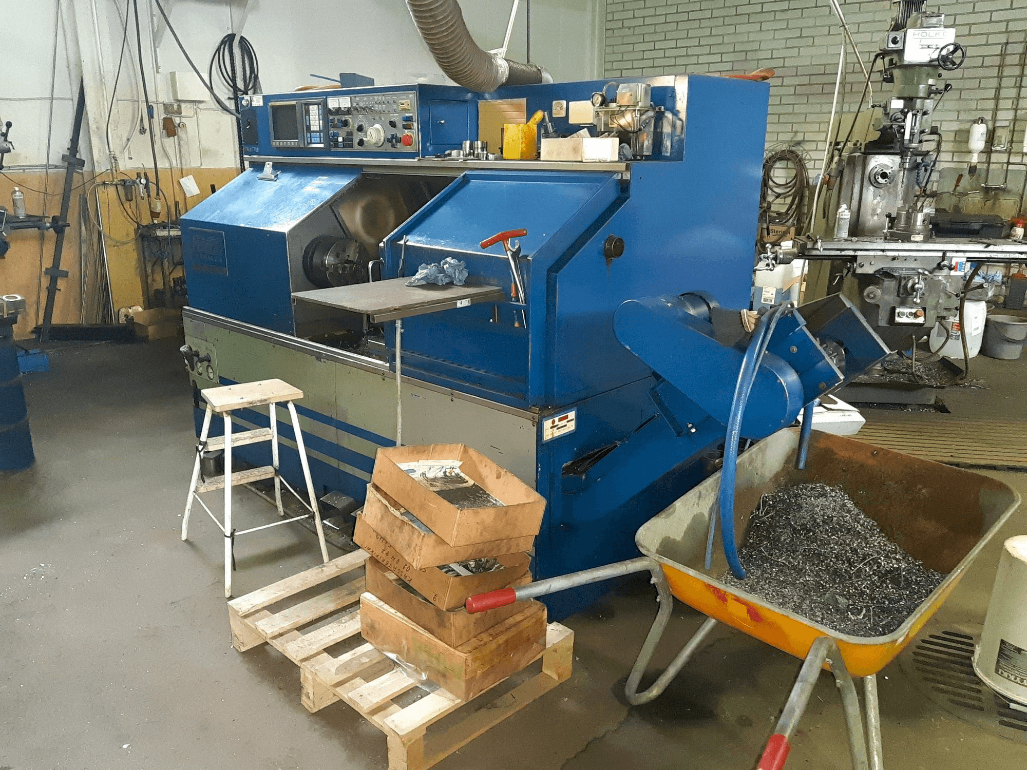 Masina FEMCO Durga 25E eestvaade