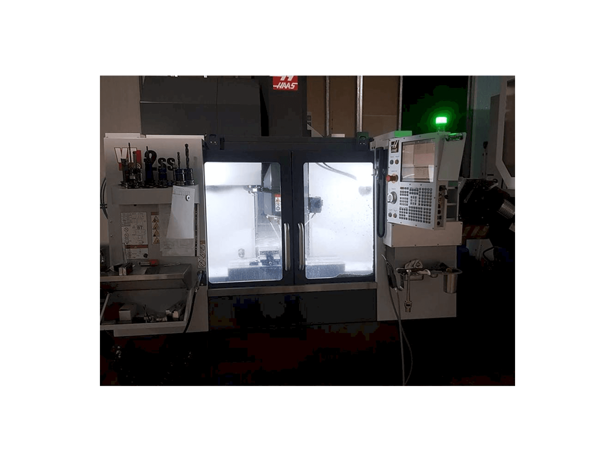 Masina HAAS VF-2SS eestvaade