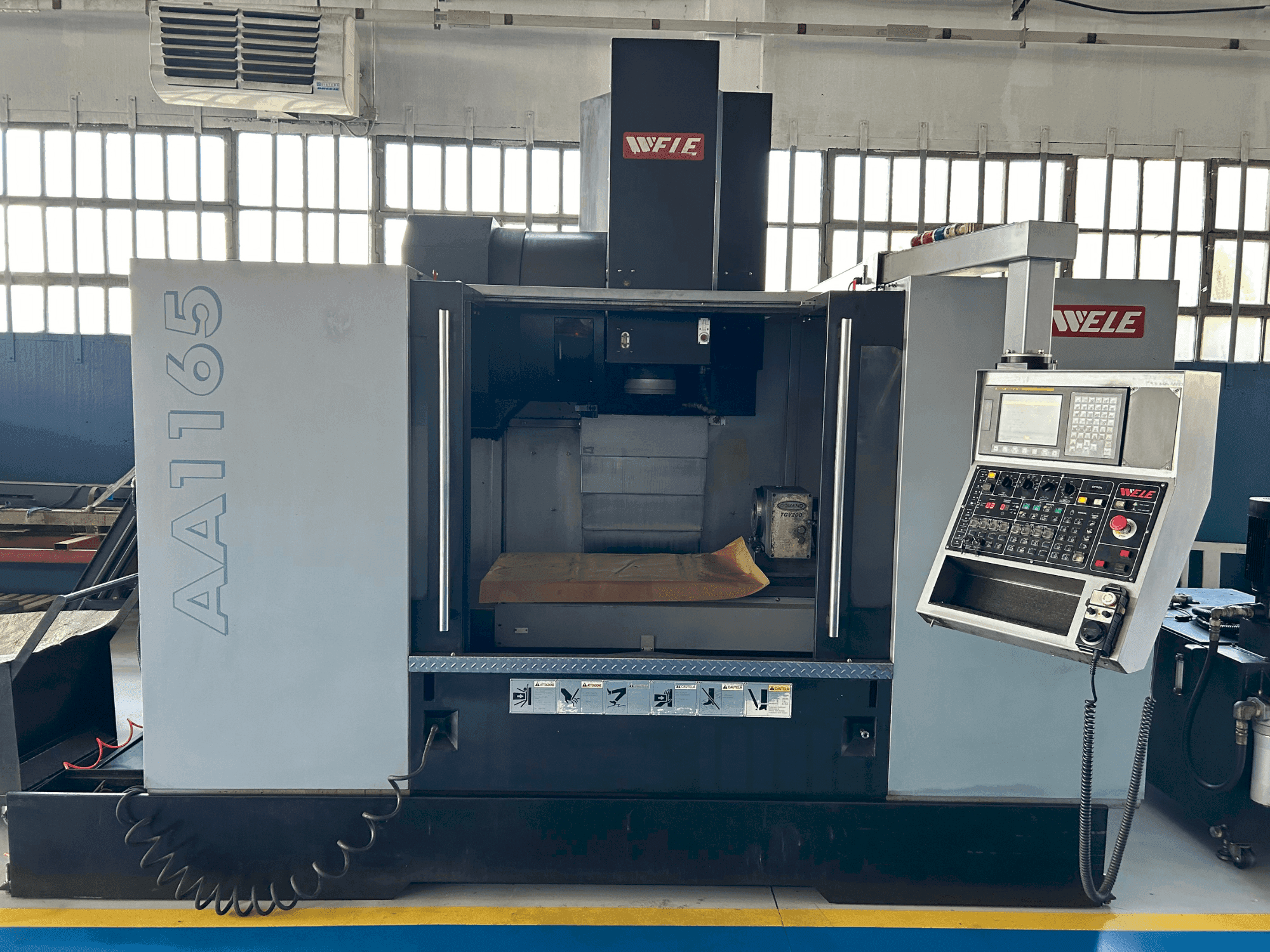 Masina Wele AA1165 eestvaade