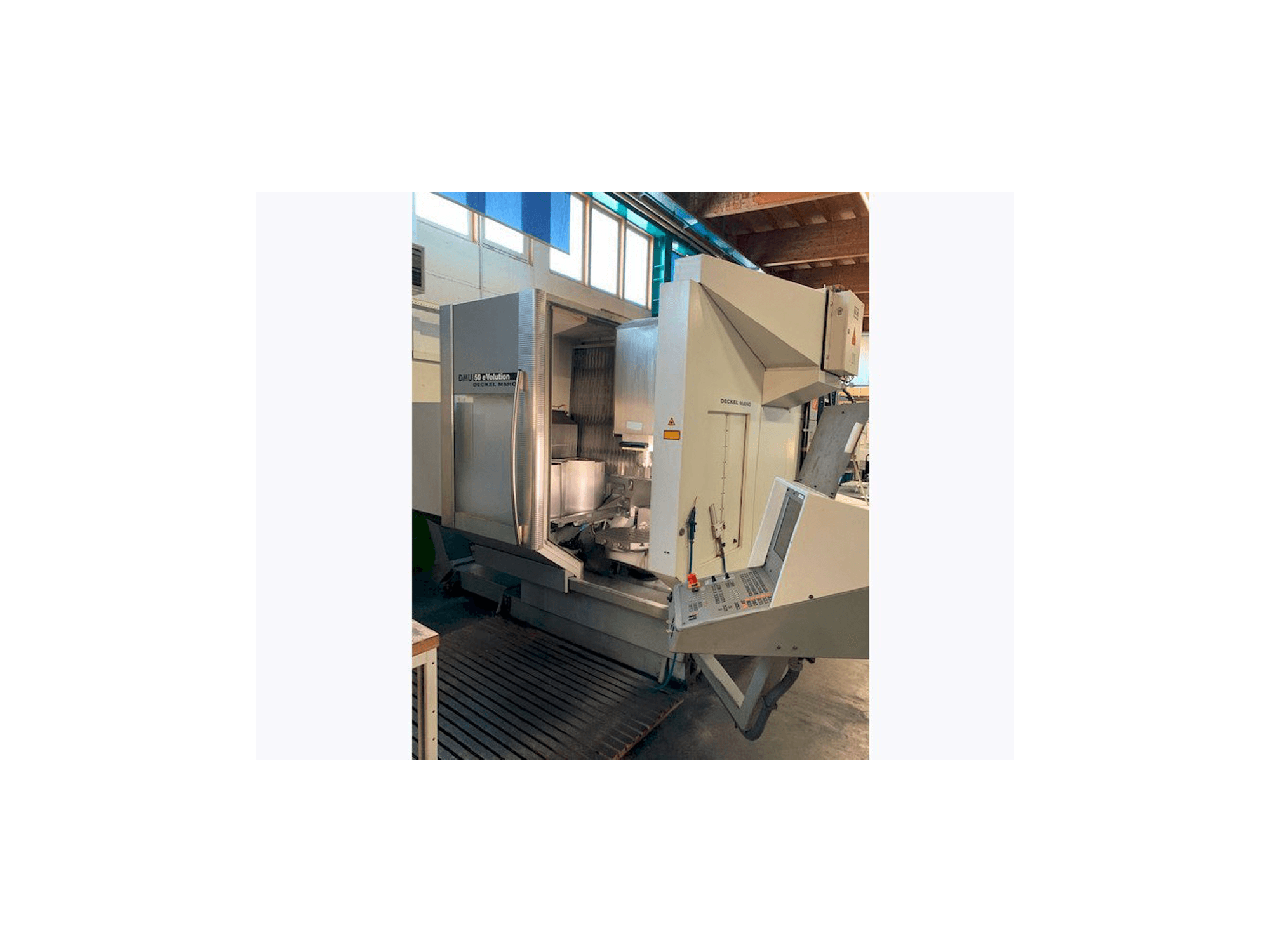 Masina DECKEL MAHO DMU 50 eVolution eestvaade