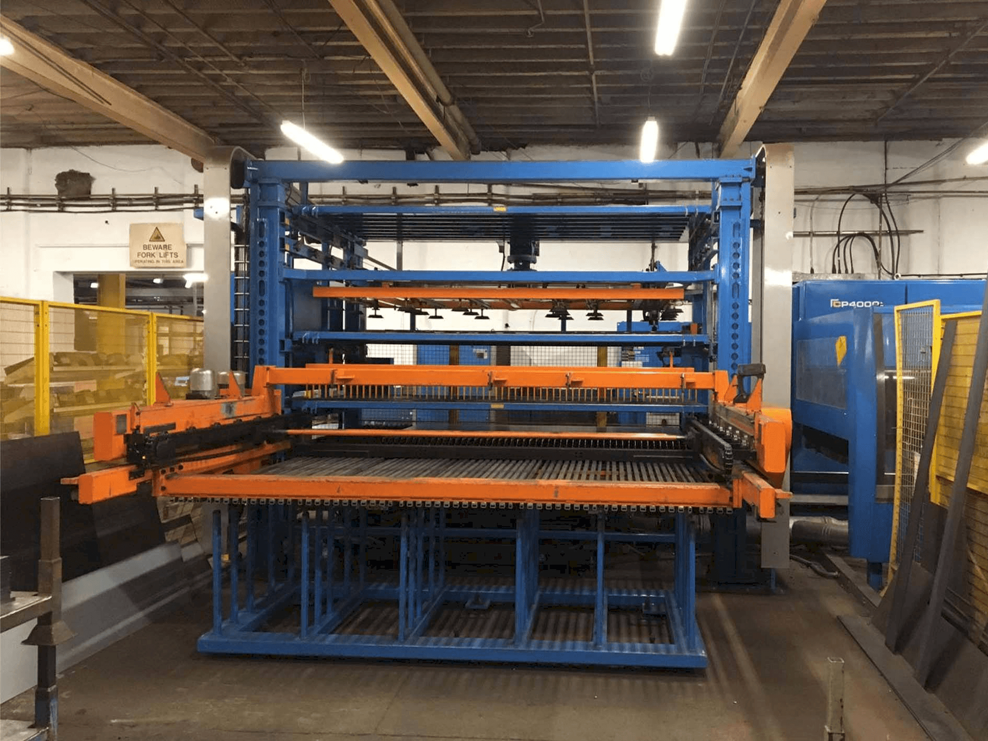 Masina Prima Power Platino 1530 4,0kW CO2 eestvaade