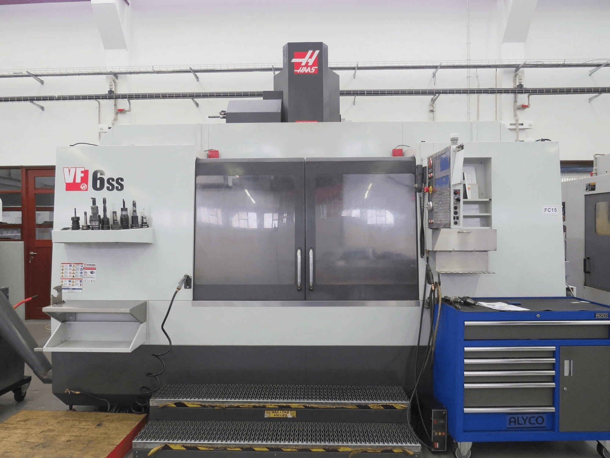 Masina HAAS VF-6SS eestvaade