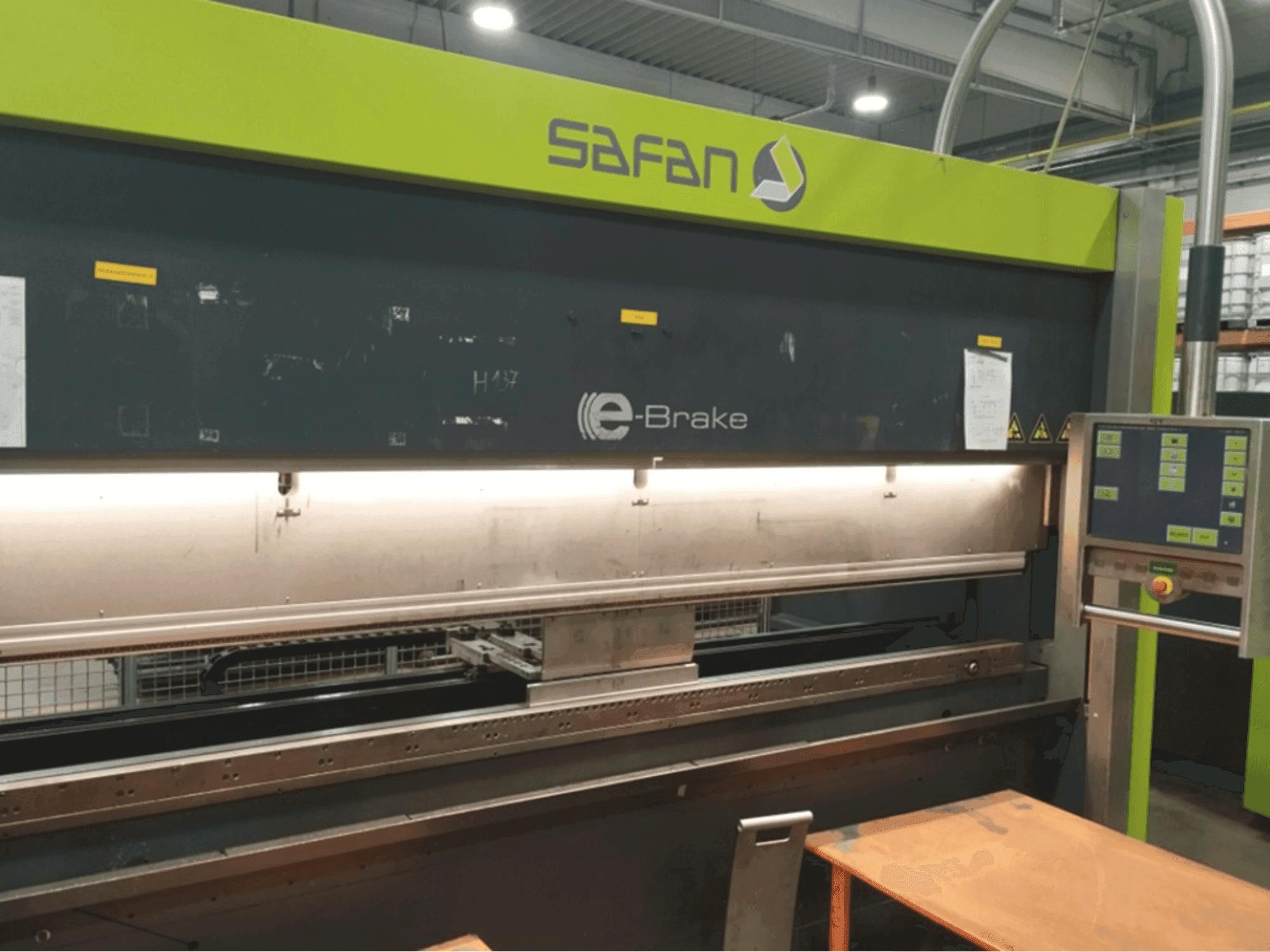 Masina Safan SAFAN E-BRAKE 100-3100 eestvaade