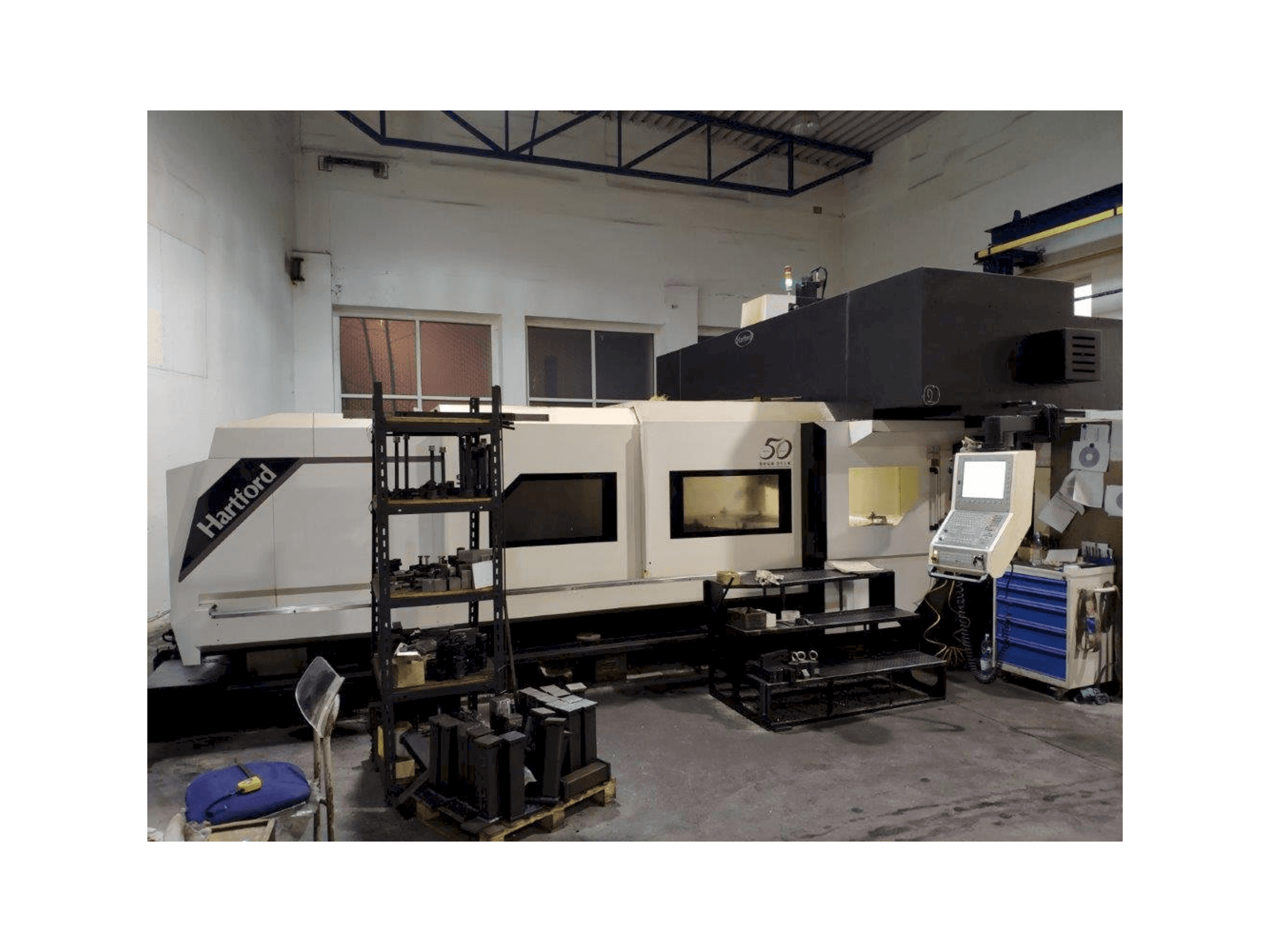 Masina Hartford SW-426 eestvaade