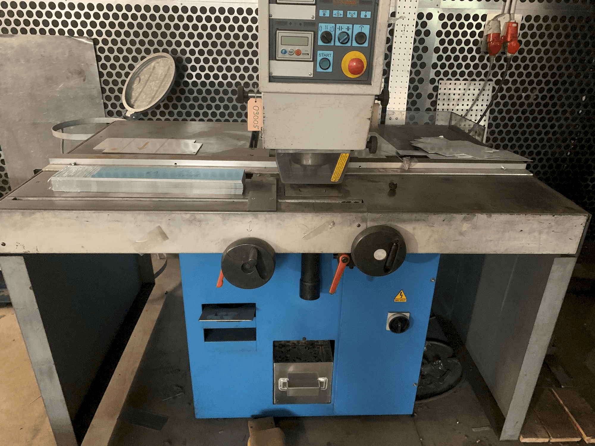 Masina Euromac XP 750 / 25 eestvaade