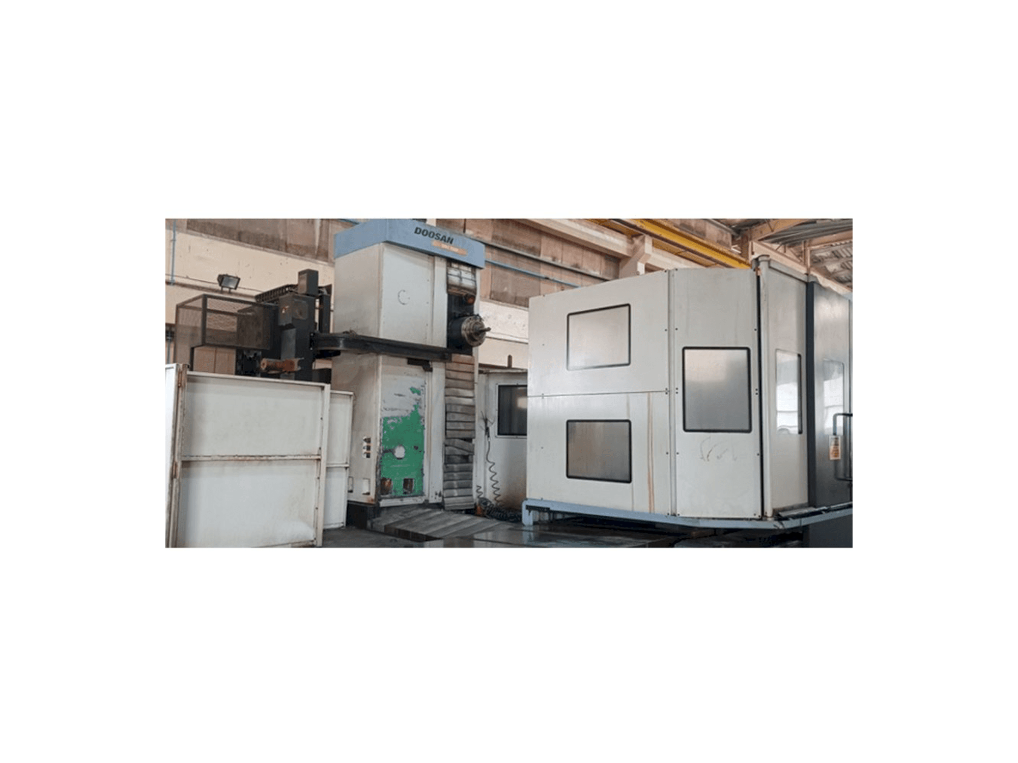 Masina Doosan DBC 130P eestvaade