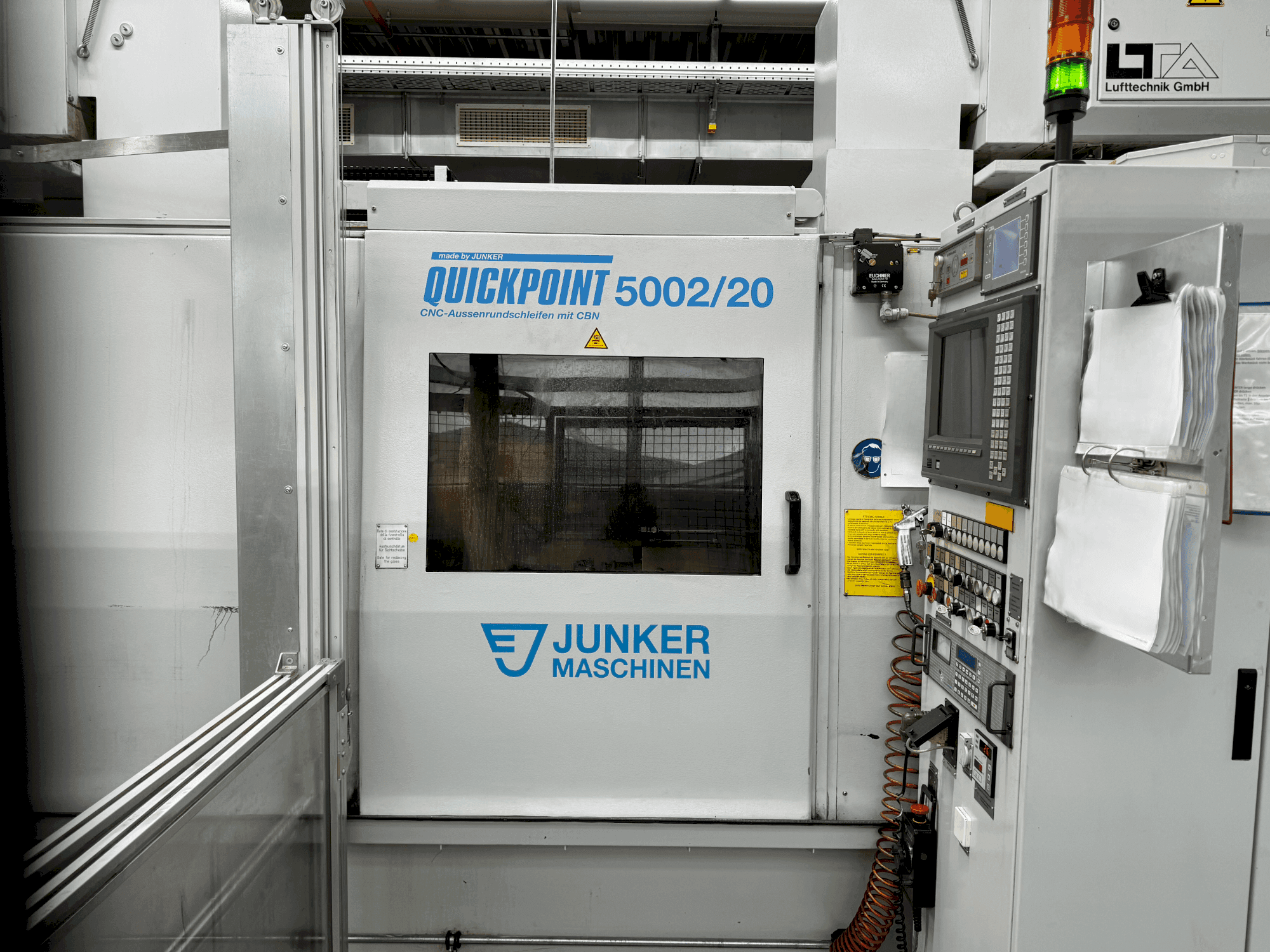 Masina JUNKER Quickpoint 5002/20 eestvaade