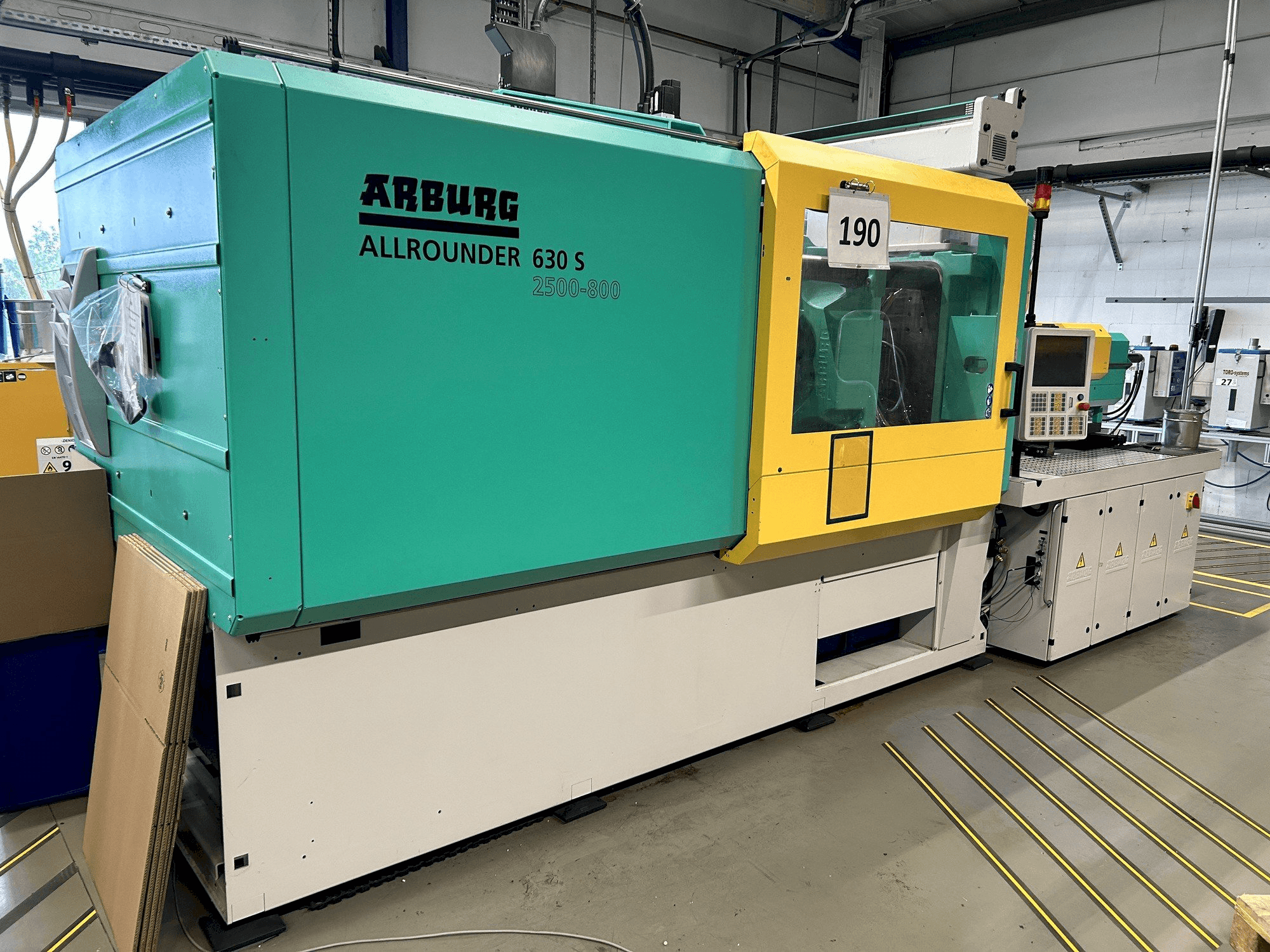 Masina Arburg Allrounder 630S 2500-800 (2016) eestvaade