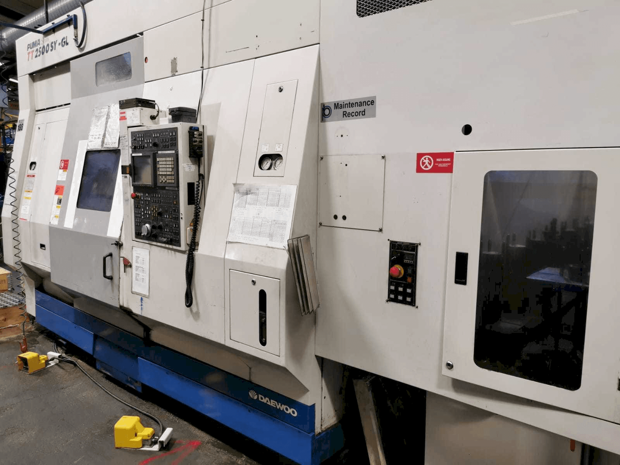 Masina DAEWOO Puma TT2500SY - GL (2005) eestvaade