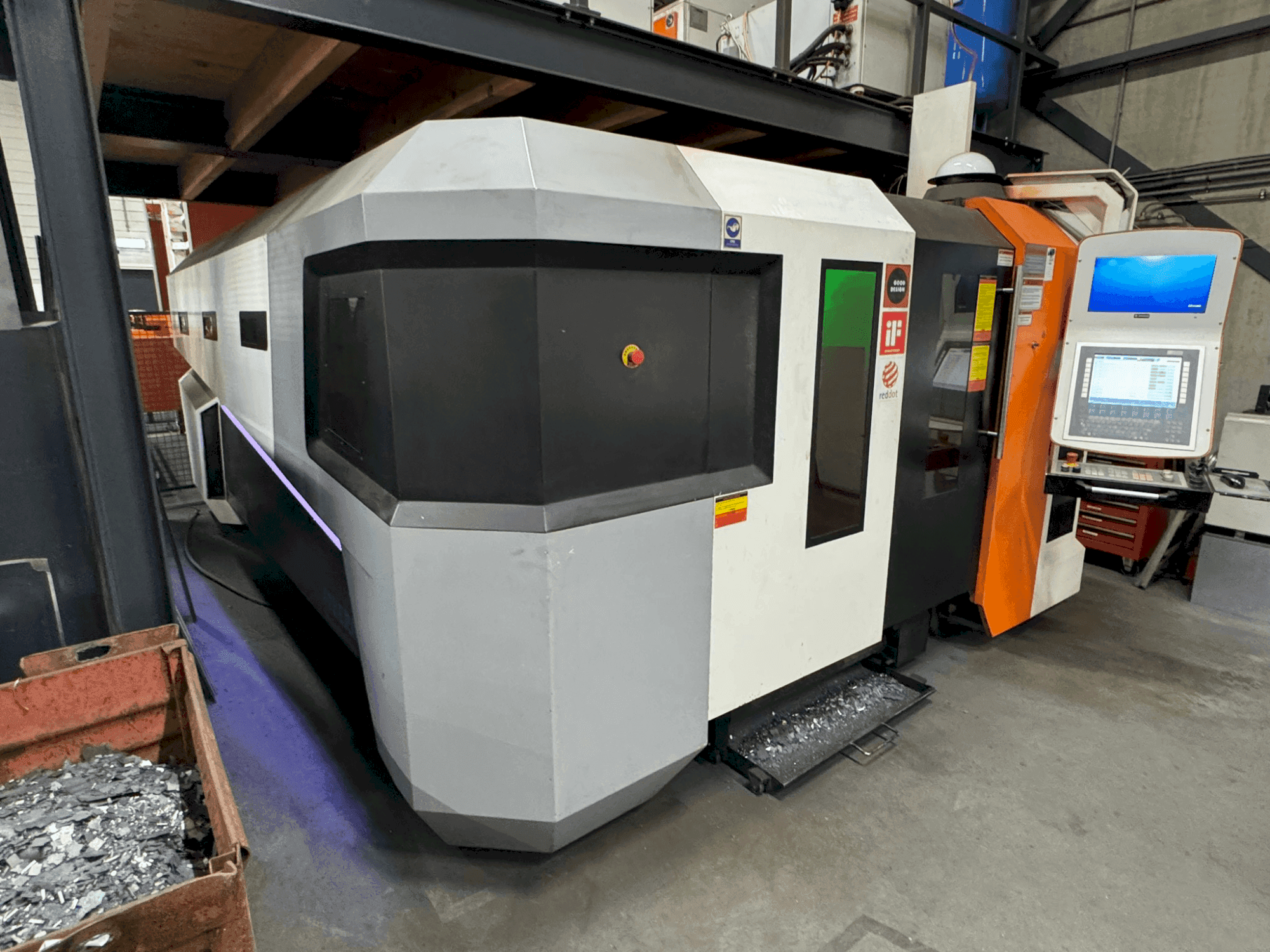 Masina ERMAKSAN Fibermak Momentum Gen-3 4,0,kW eestvaade