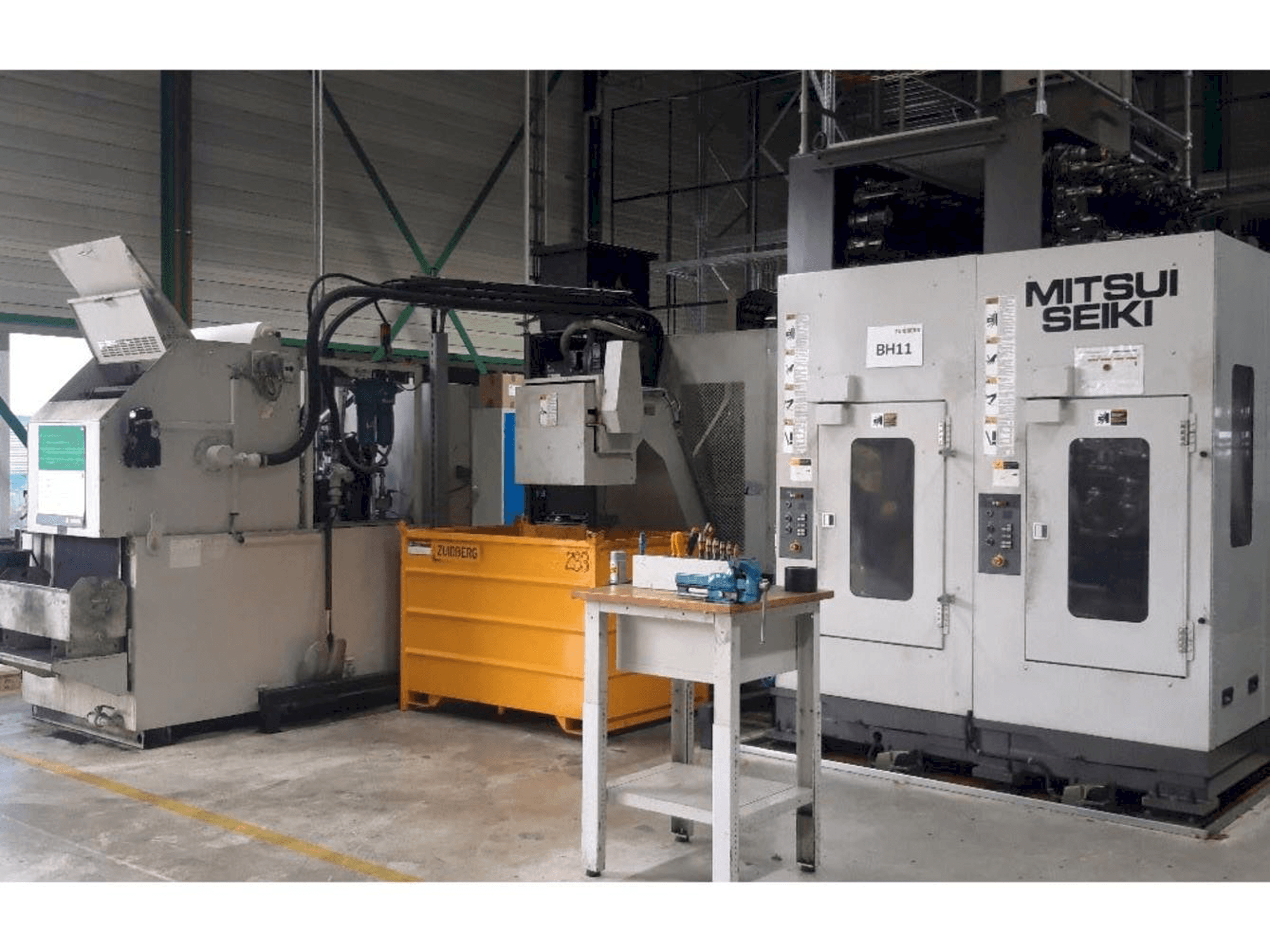 Masina Mitsui Seiki HW630 eestvaade