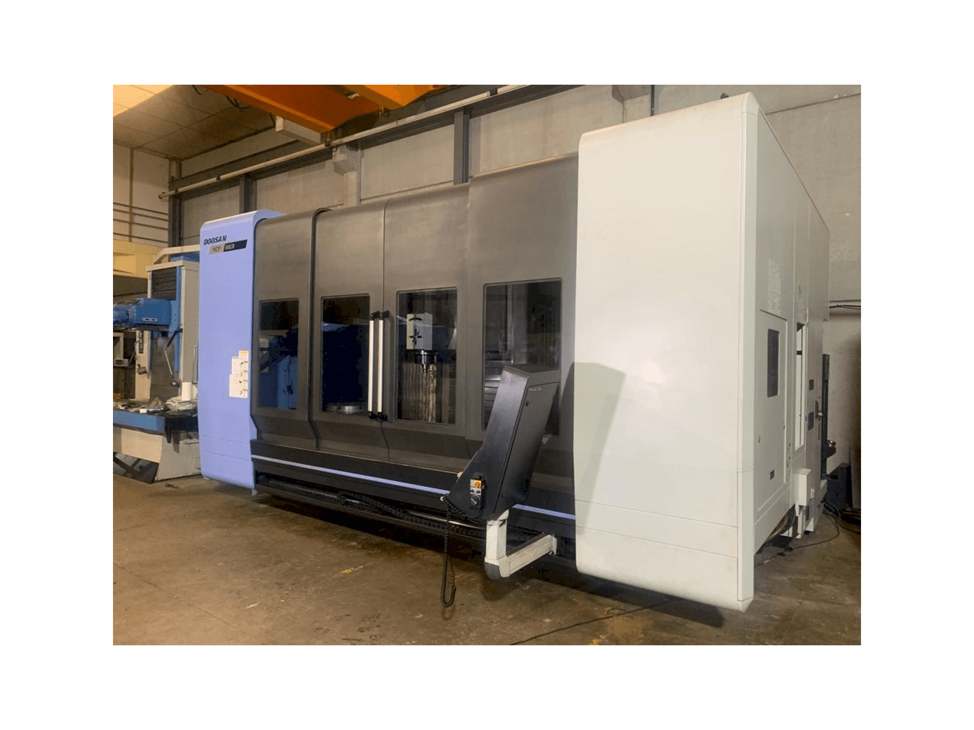 Masina Doosan VCF 850 LSR eestvaade