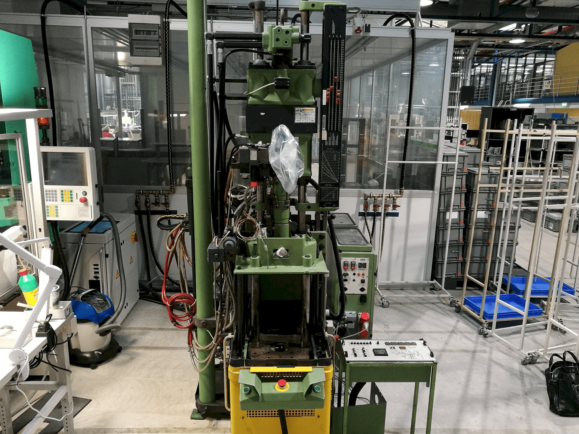 Masina Arburg 221-75-350 eestvaade